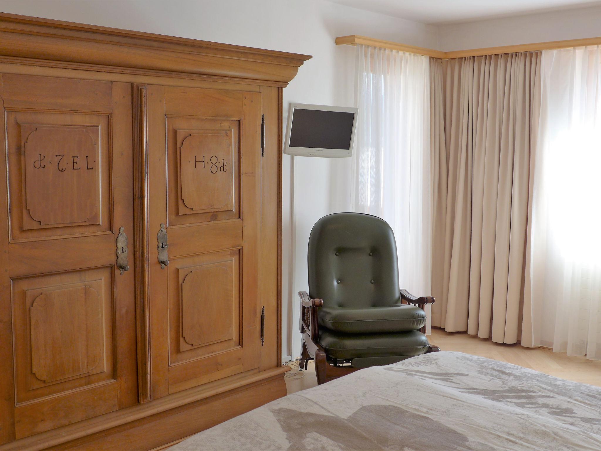 Foto 11 - Apartment mit 1 Schlafzimmer in Sankt Moritz mit blick auf die berge