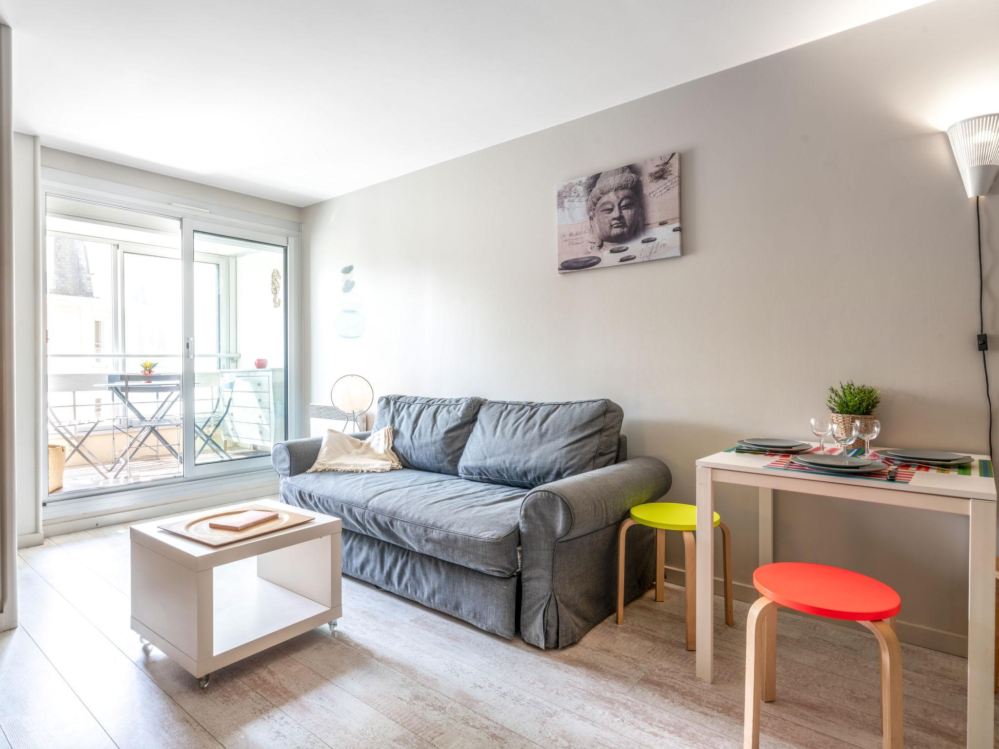 Foto 3 - Appartamento con 1 camera da letto a Biarritz con piscina e vista mare