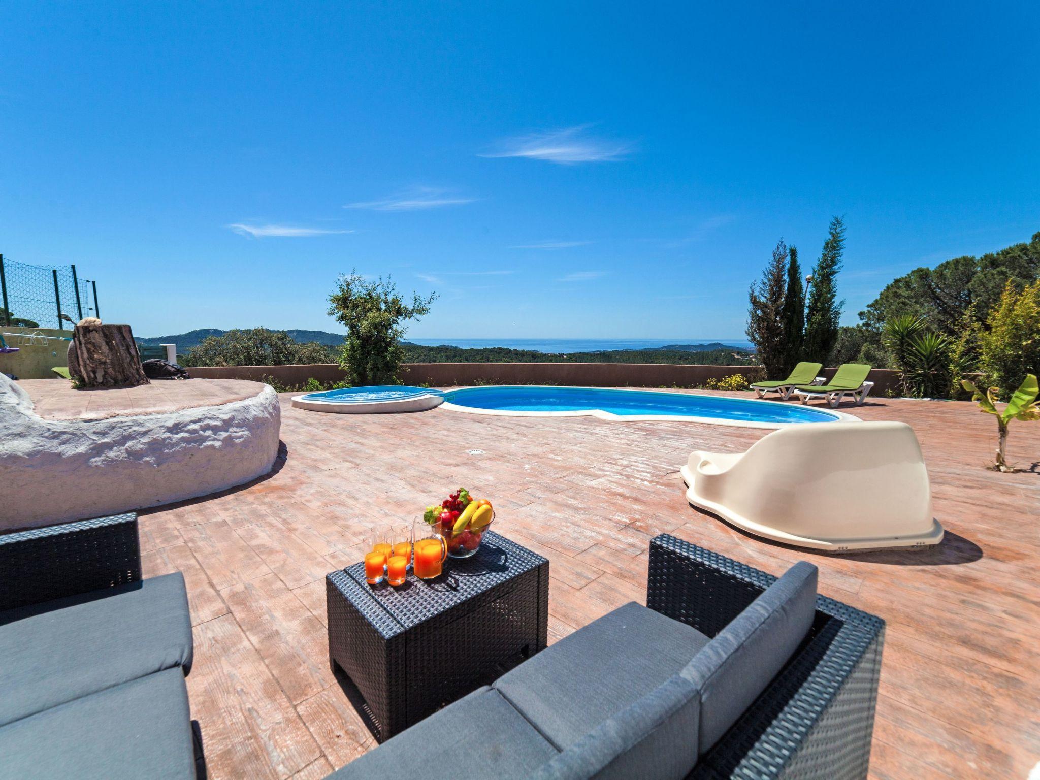 Foto 17 - Casa de 3 habitaciones en Vidreres con piscina privada y terraza