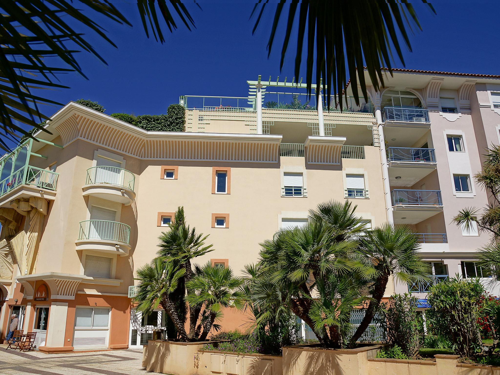 Photo 20 - Appartement de 1 chambre à Fréjus avec terrasse et vues à la mer