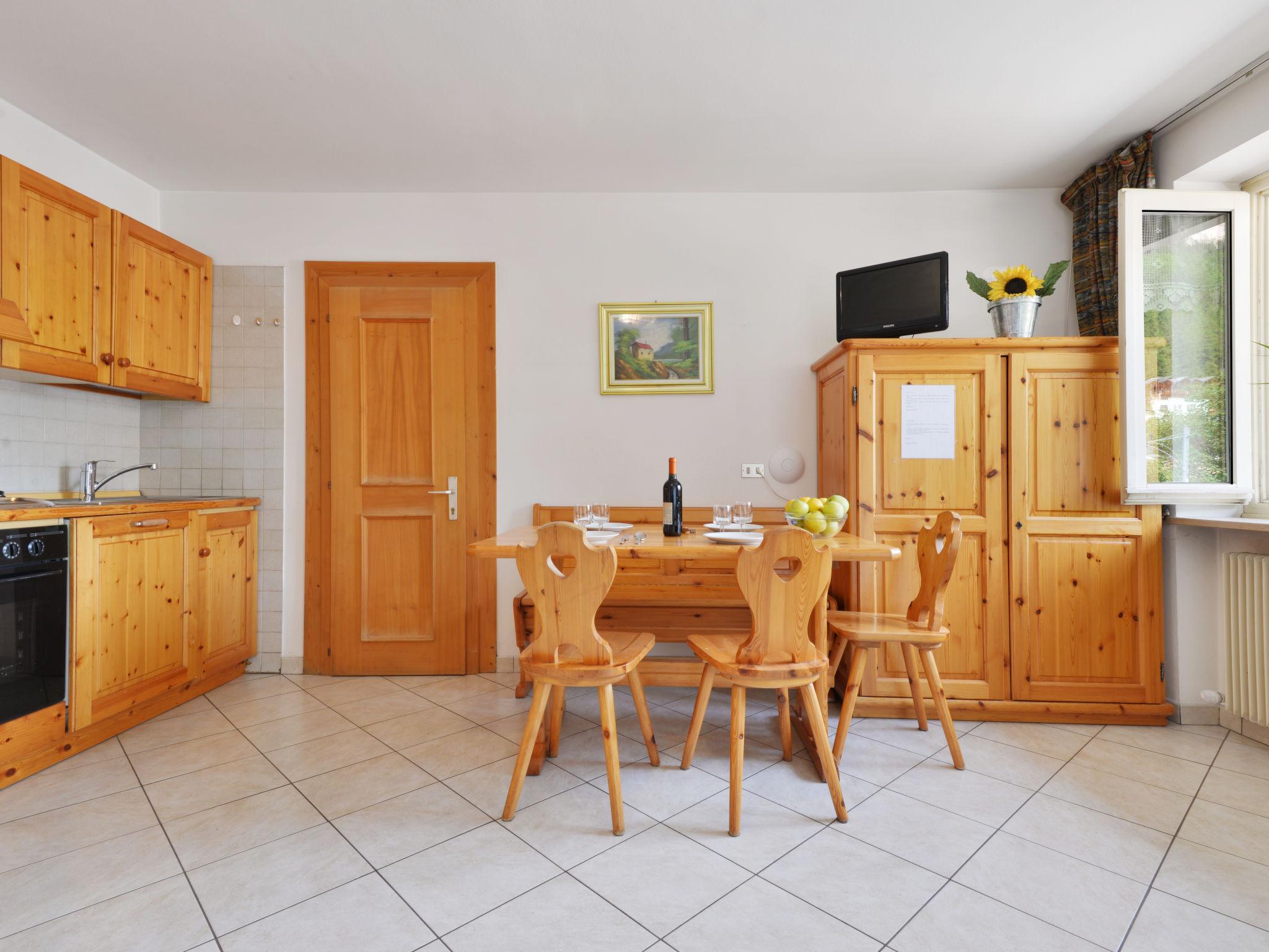 Foto 5 - Apartamento de 1 quarto em Campitello di Fassa