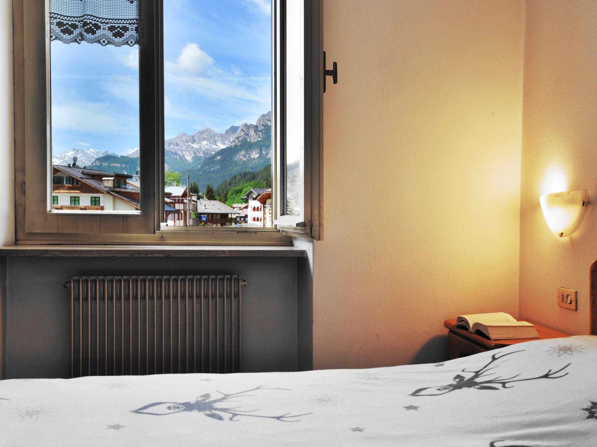 Photo 9 - Appartement de 1 chambre à Campitello di Fassa avec vues sur la montagne