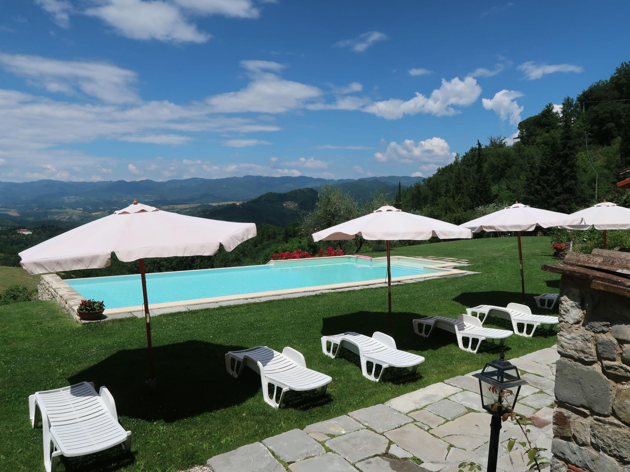 Photo 14 - Apartment in Dicomano with swimming pool and garden