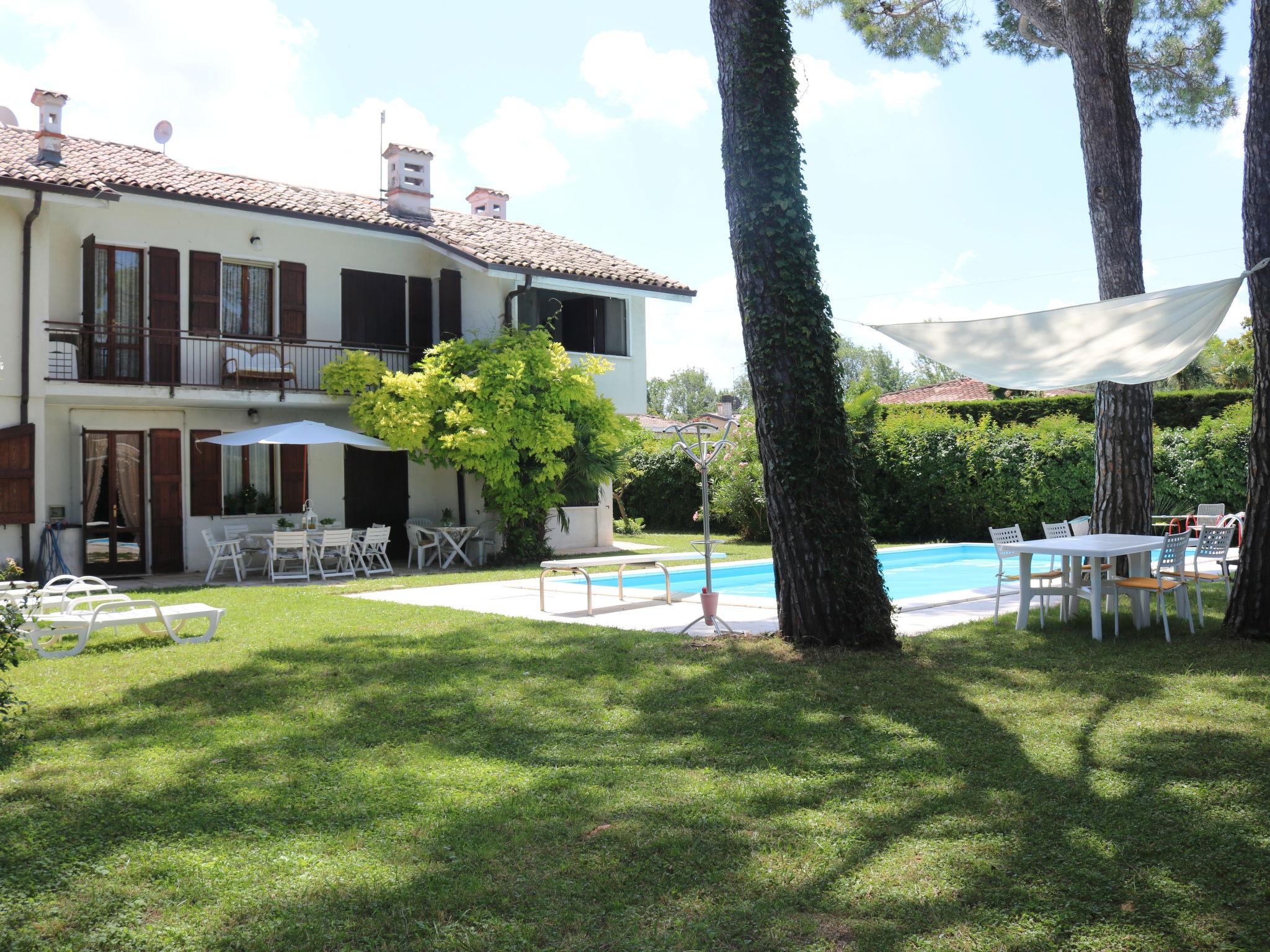 Foto 8 - Casa con 5 camere da letto a Lazise con piscina privata e vista sulle montagne
