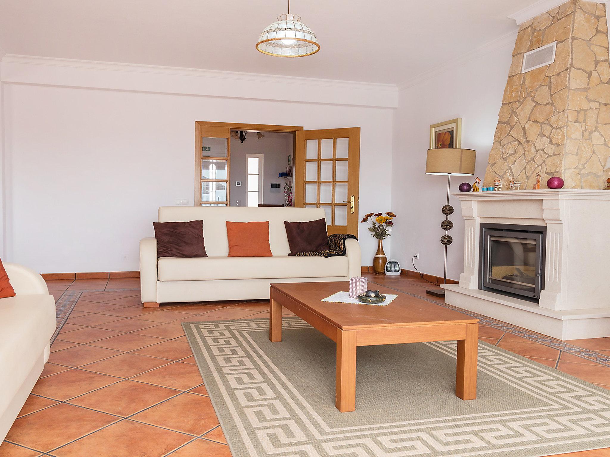 Photo 5 - 4 bedroom House in Silves with private pool