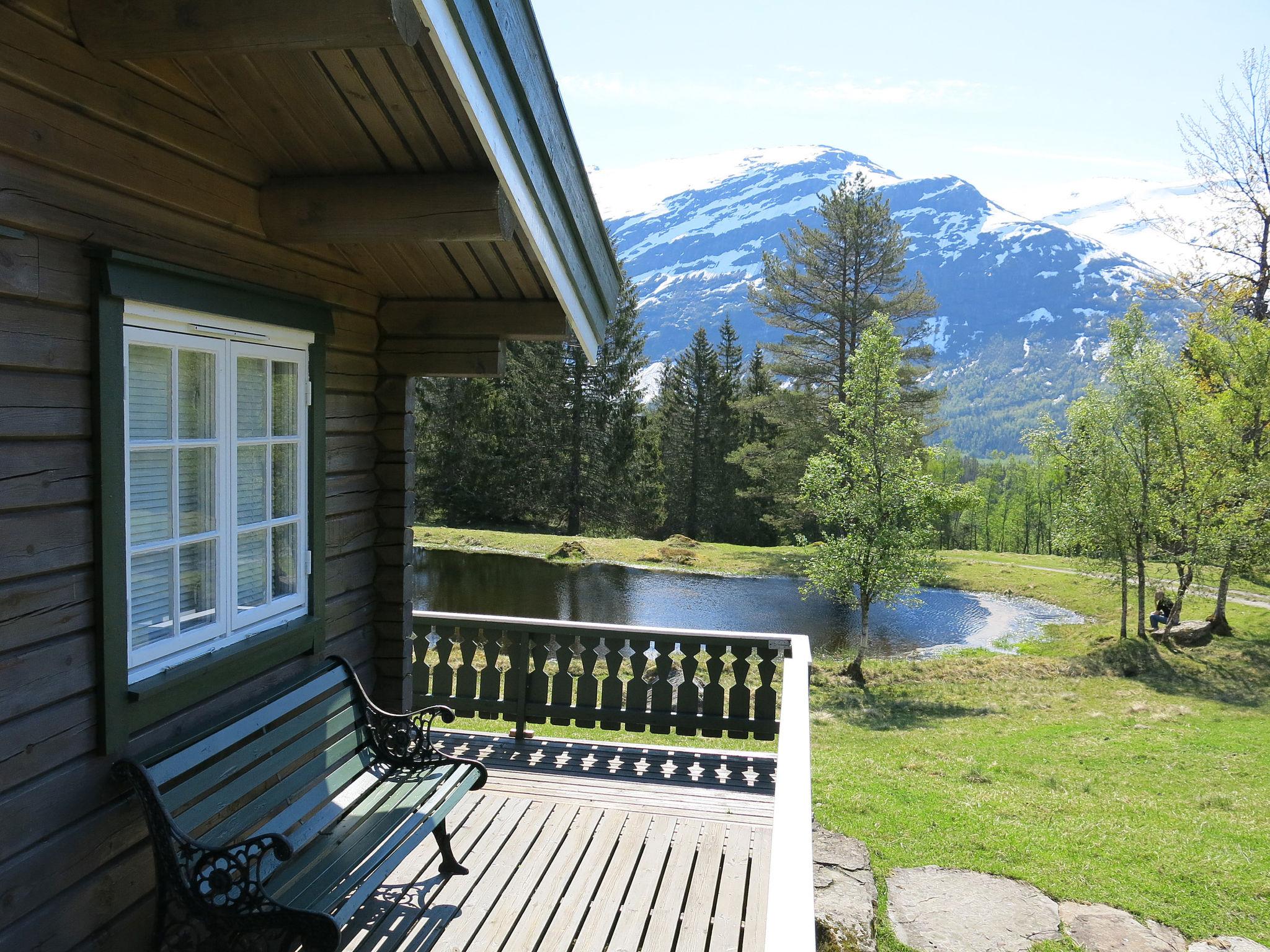 Foto 7 - Casa de 3 quartos em Sande i Sunnfjord com jardim e terraço