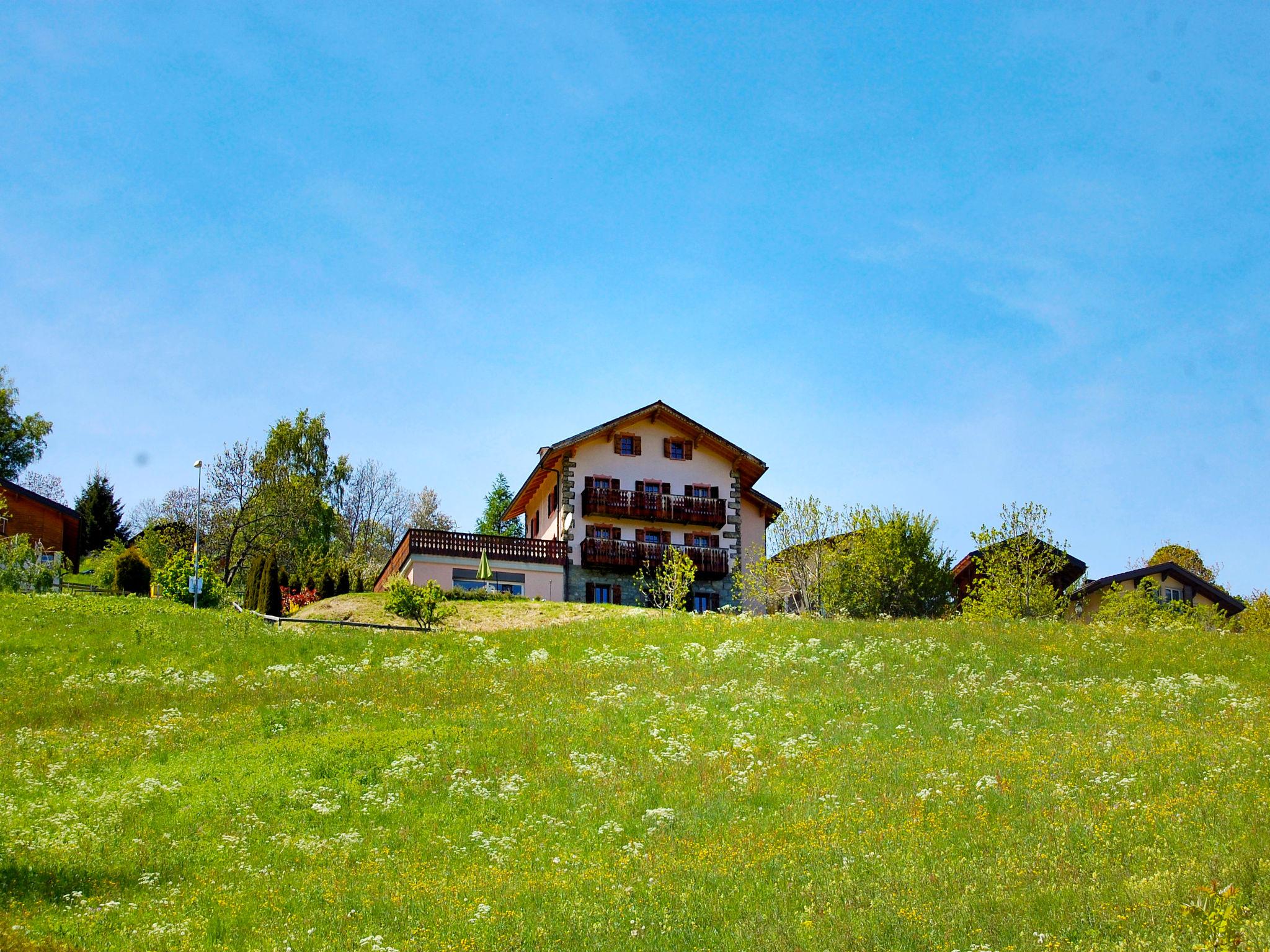 Foto 9 - Casa de 5 habitaciones en Nendaz con jardín y vistas a la montaña