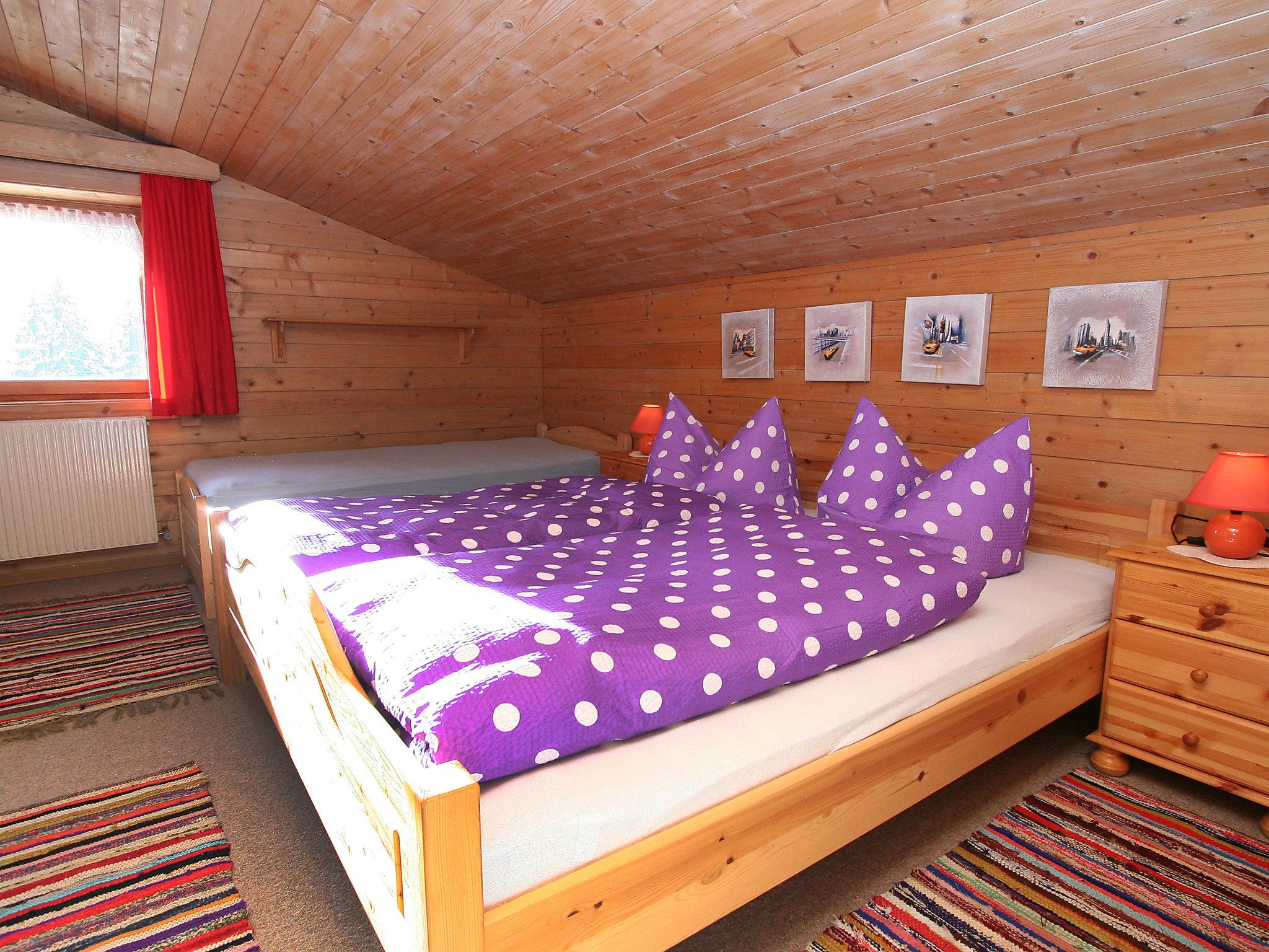 Foto 8 - Appartamento con 3 camere da letto a Aschau im Zillertal con vista sulle montagne