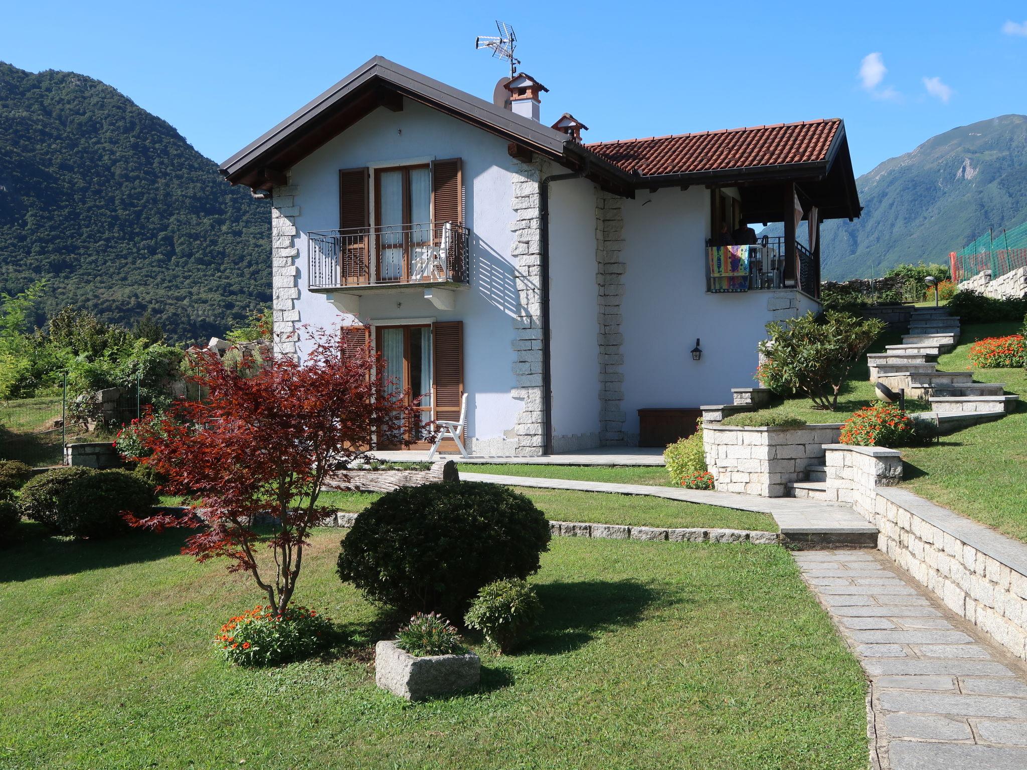 Foto 25 - Casa de 2 habitaciones en Mergozzo con terraza y vistas a la montaña