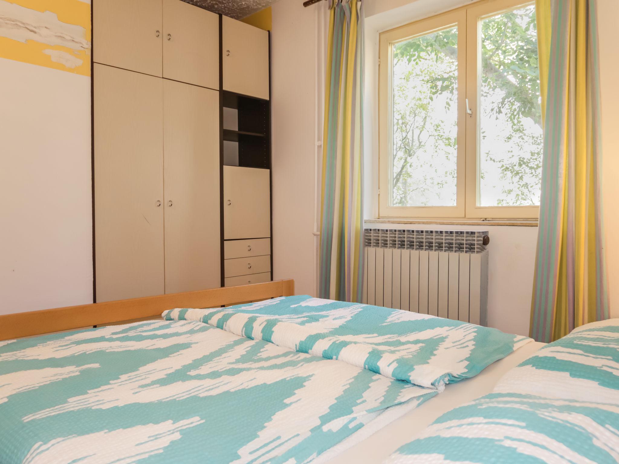Foto 17 - Appartamento con 2 camere da letto a Novi Vinodolski con terrazza e vista mare