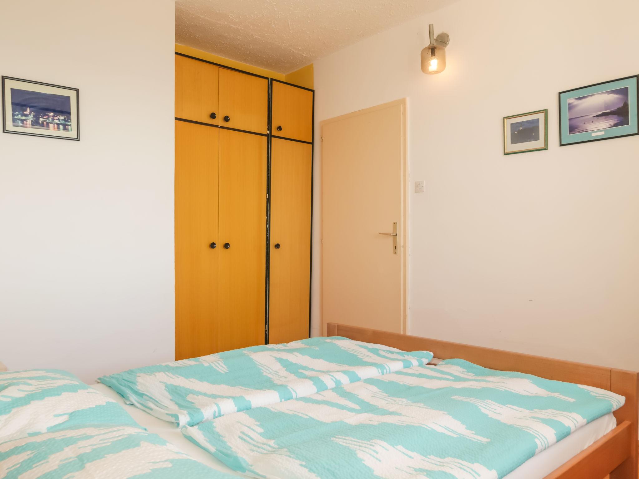 Foto 14 - Apartment mit 2 Schlafzimmern in Novi Vinodolski mit terrasse und blick aufs meer
