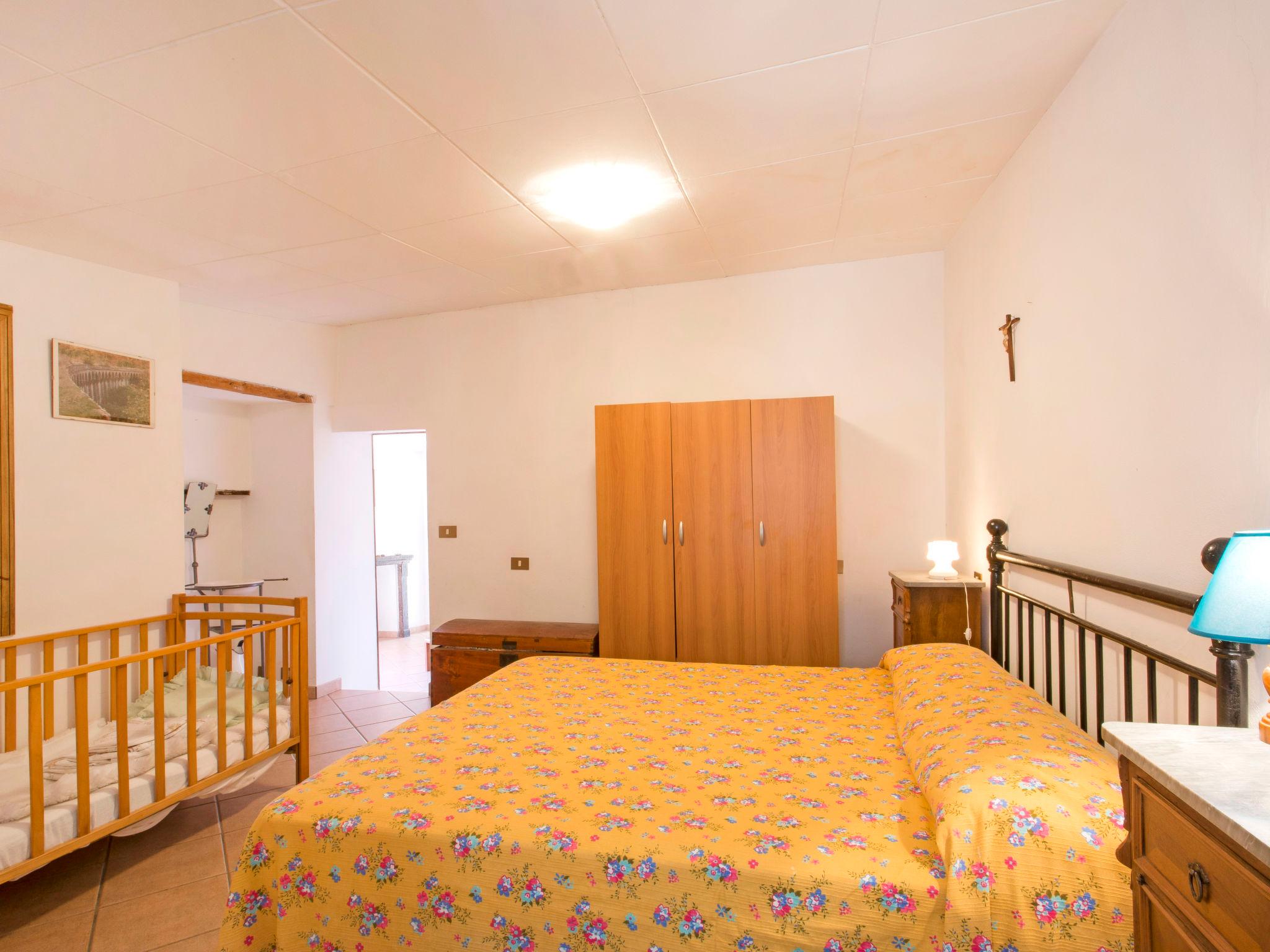 Foto 11 - Apartment mit 2 Schlafzimmern in Montecatini Val di Cecina