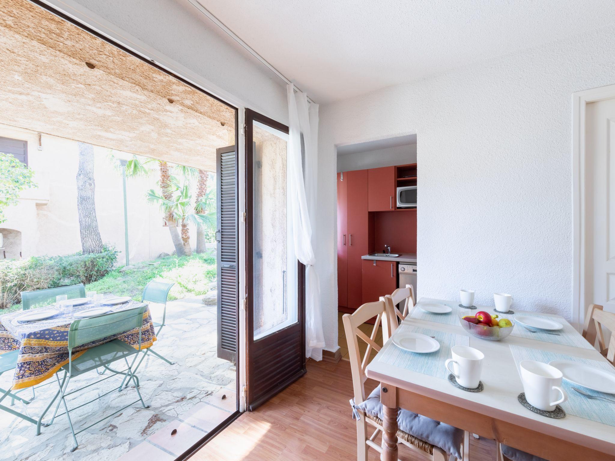 Photo 4 - Appartement en Saint-Raphaël avec piscine et vues à la mer