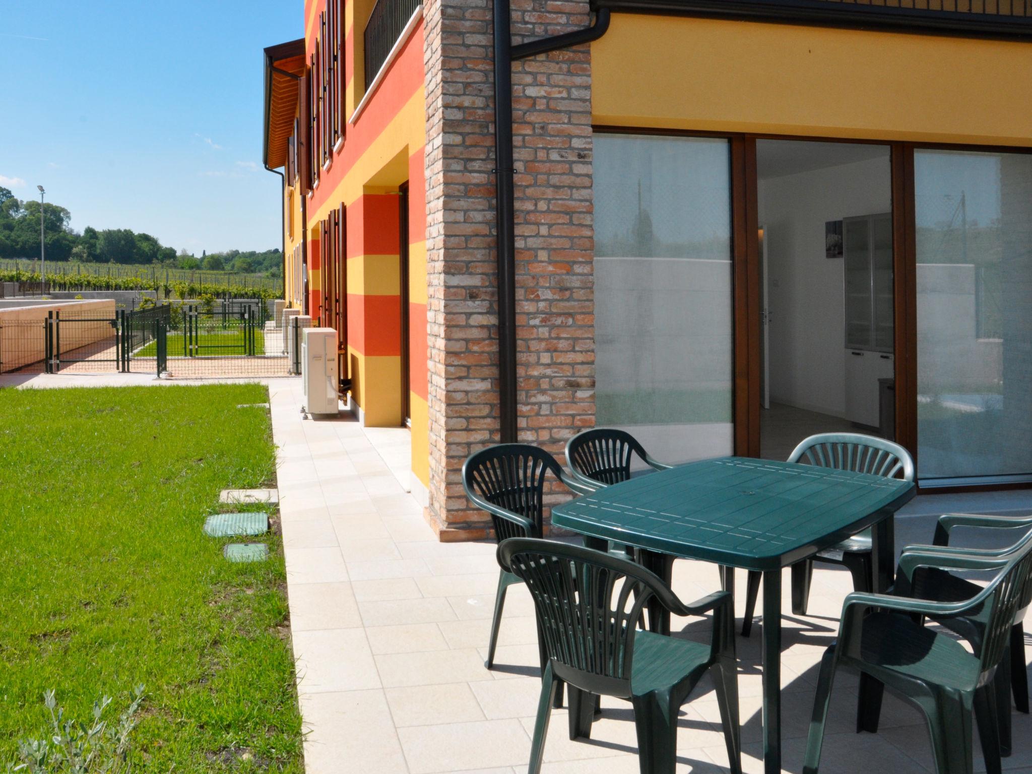 Photo 20 - Appartement de 3 chambres à Lazise avec piscine et vues sur la montagne