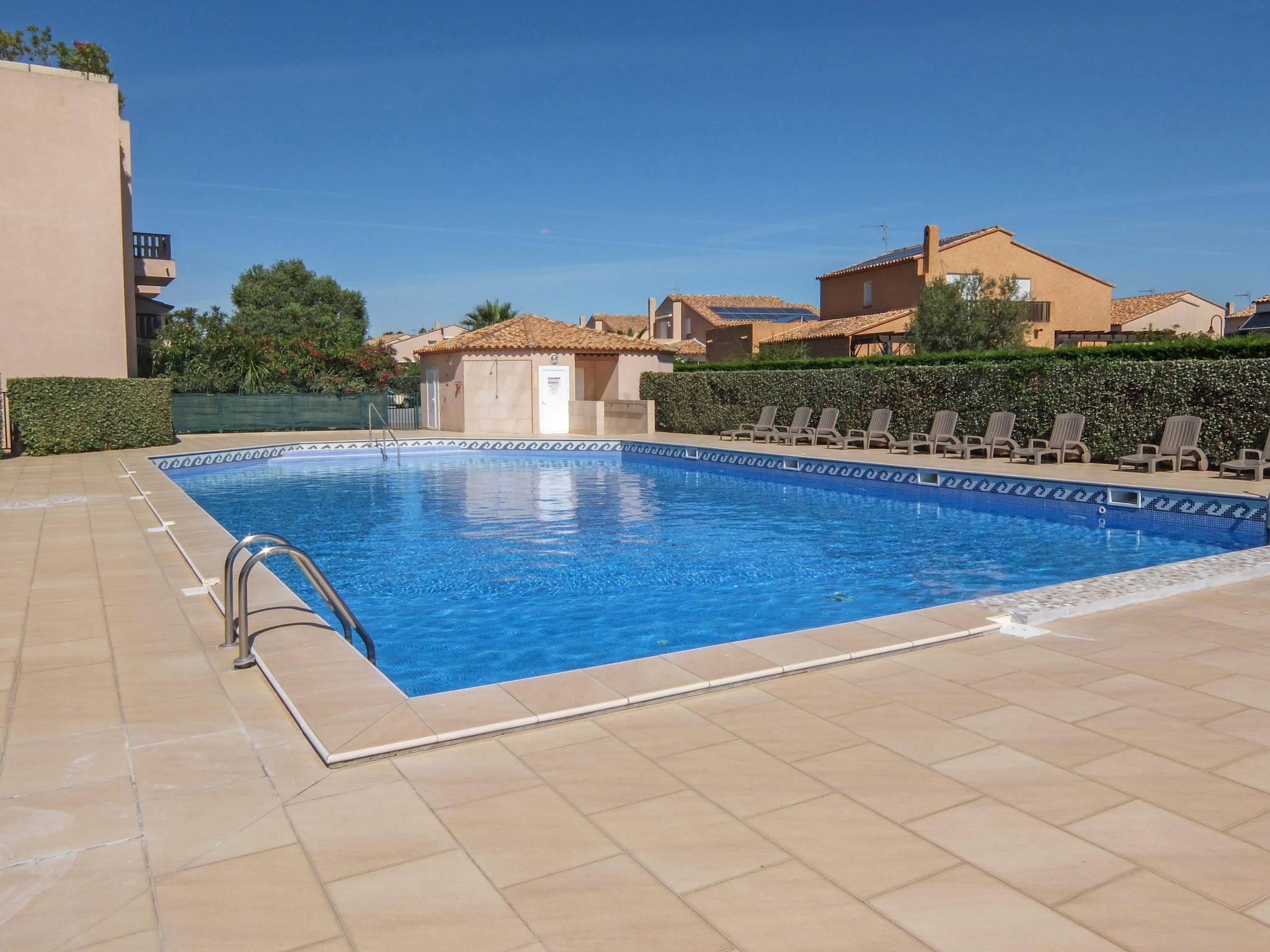 Photo 22 - Appartement de 2 chambres à Saint-Cyprien avec piscine et vues à la mer