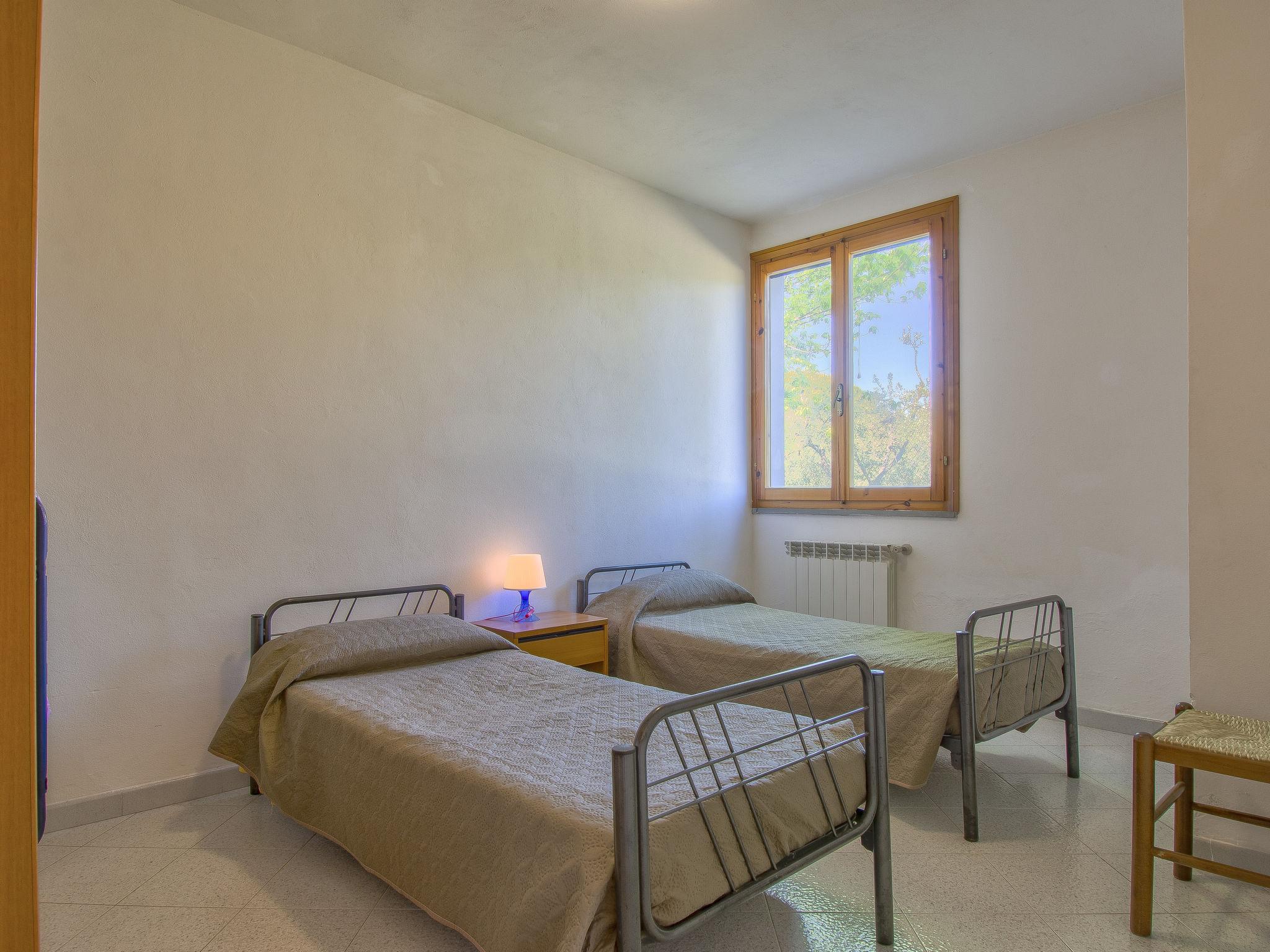 Foto 9 - Appartamento con 2 camere da letto a Casale Marittimo con piscina e giardino