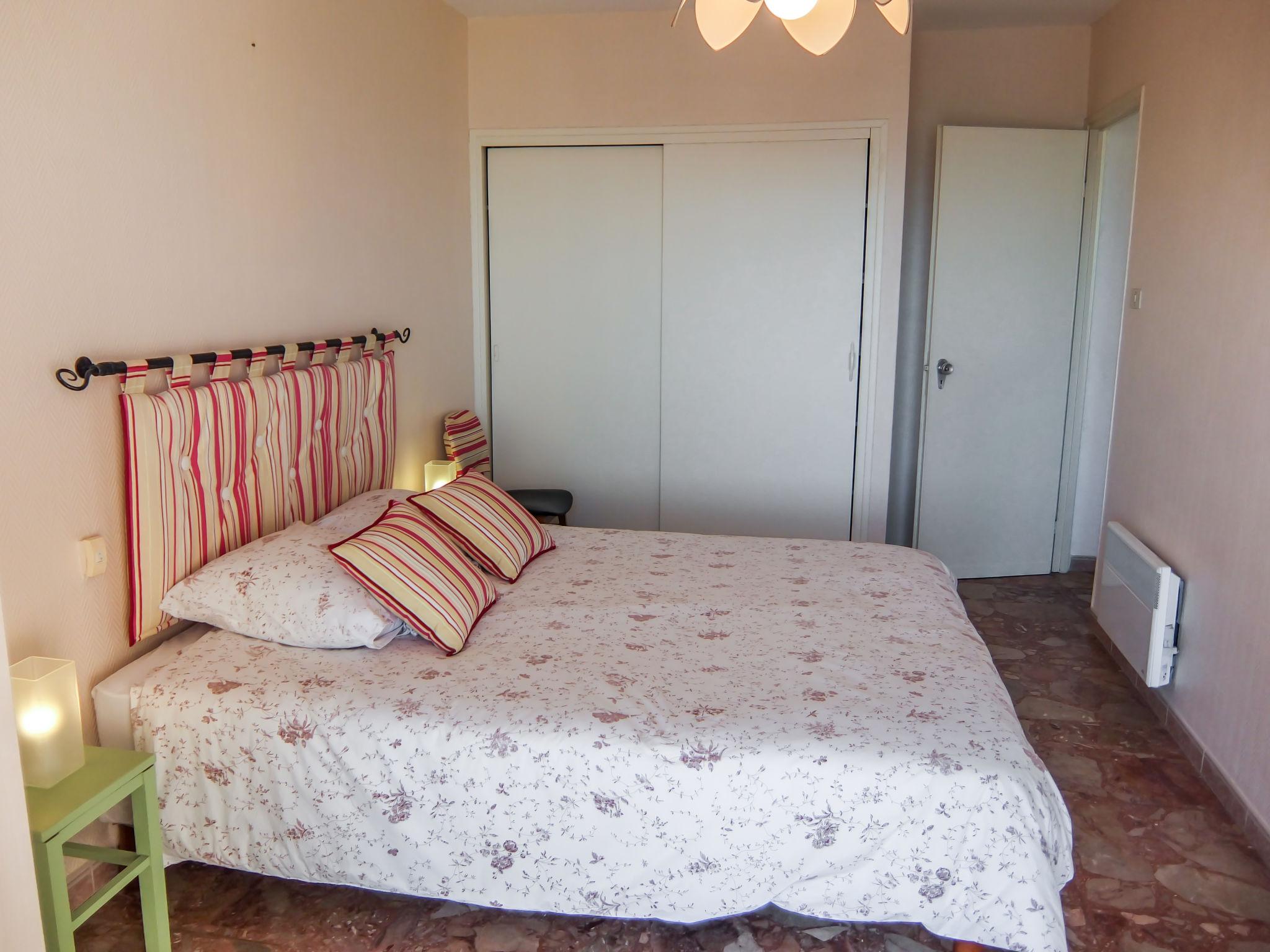 Photo 9 - Appartement de 1 chambre à Saint-Cyprien avec vues à la mer