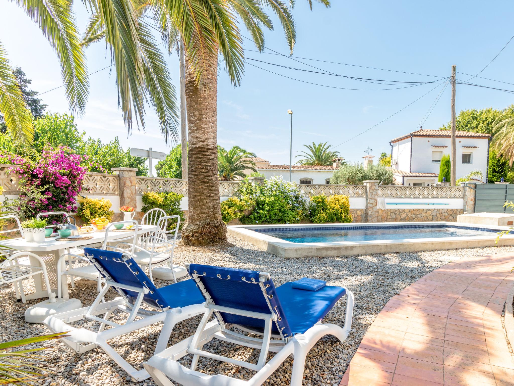 Photo 20 - Maison de 3 chambres à Castelló d'Empúries avec piscine privée et jardin