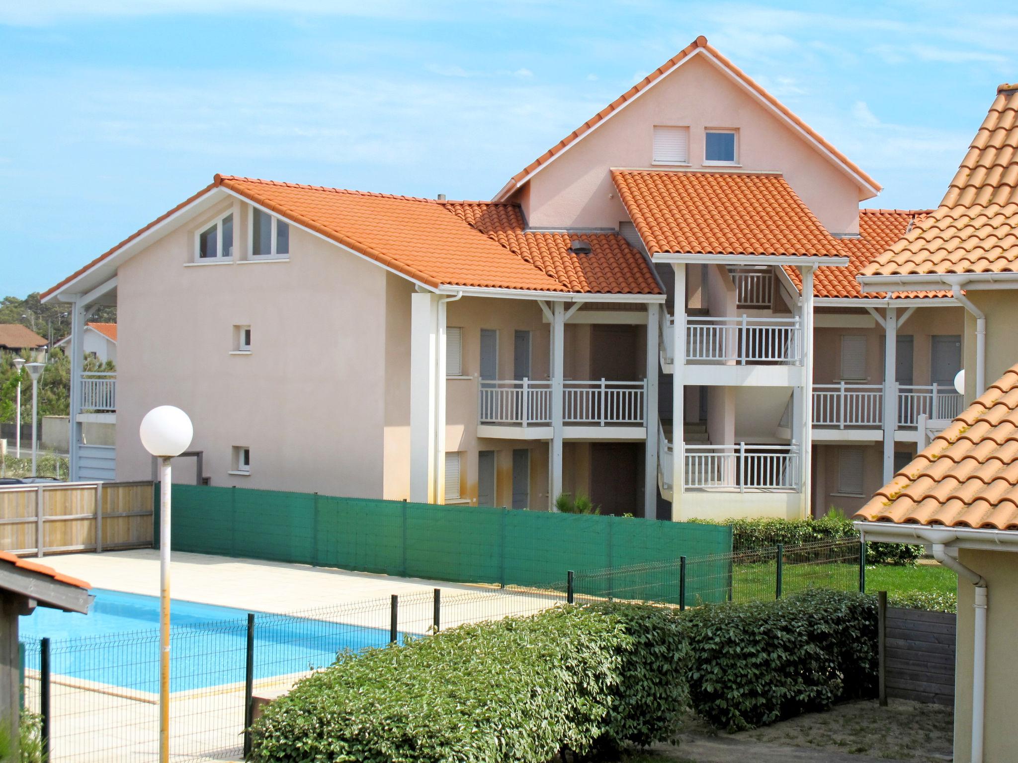 Foto 11 - Apartamento de 3 habitaciones en Biscarrosse con piscina y vistas al mar