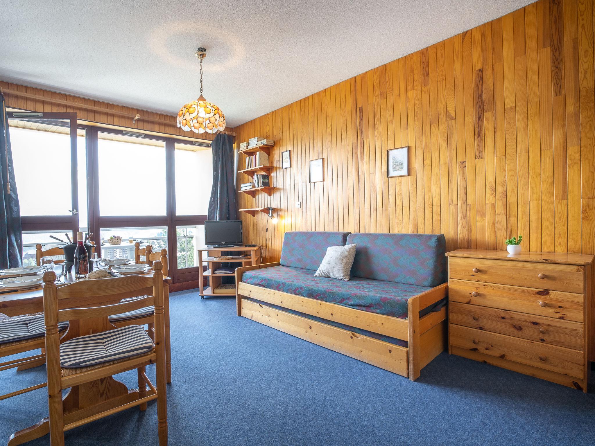 Foto 2 - Apartamento de 1 quarto em Fontcouverte-la-Toussuire com vista para a montanha