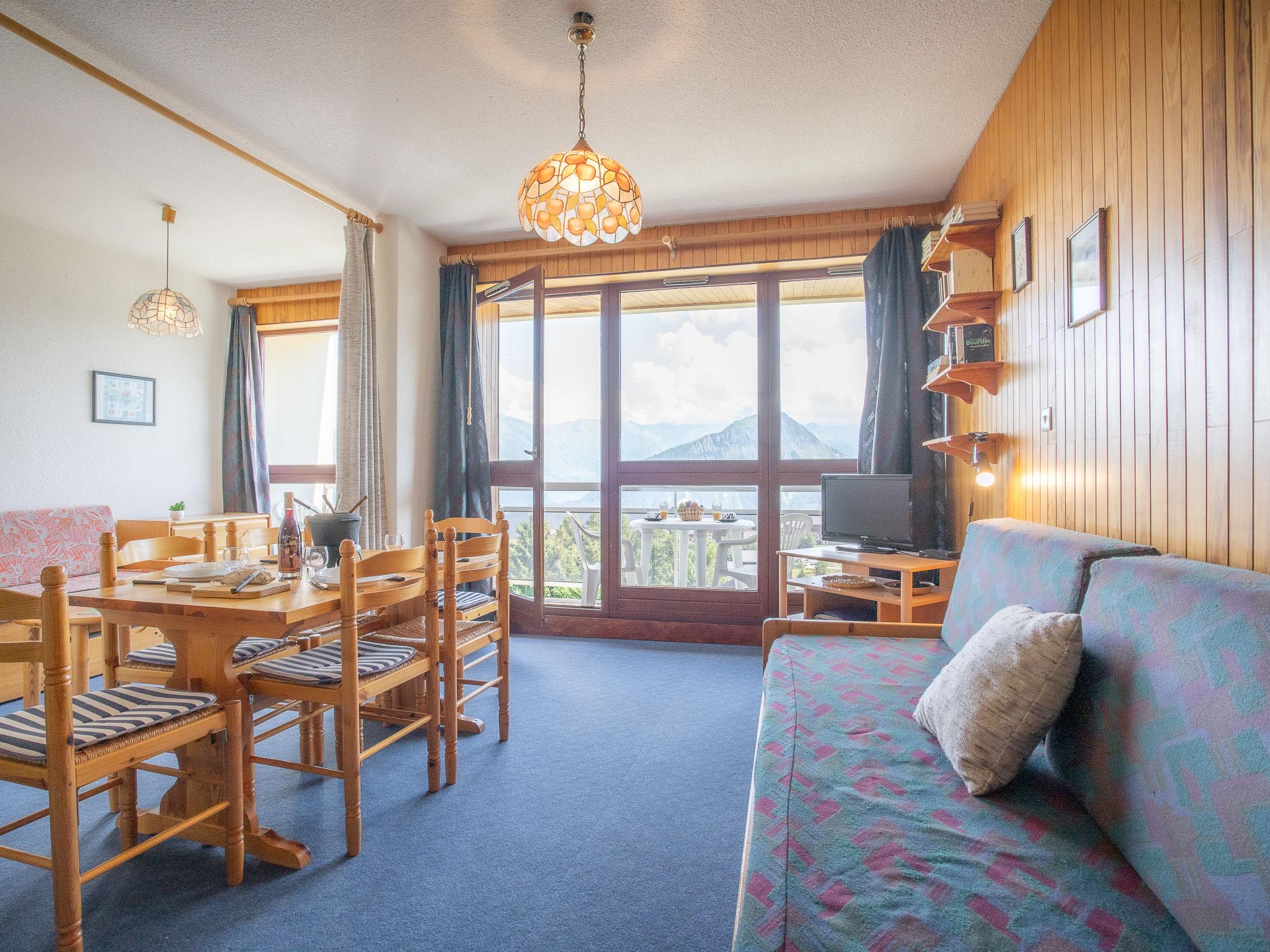 Foto 4 - Appartamento con 1 camera da letto a Fontcouverte-la-Toussuire con vista sulle montagne