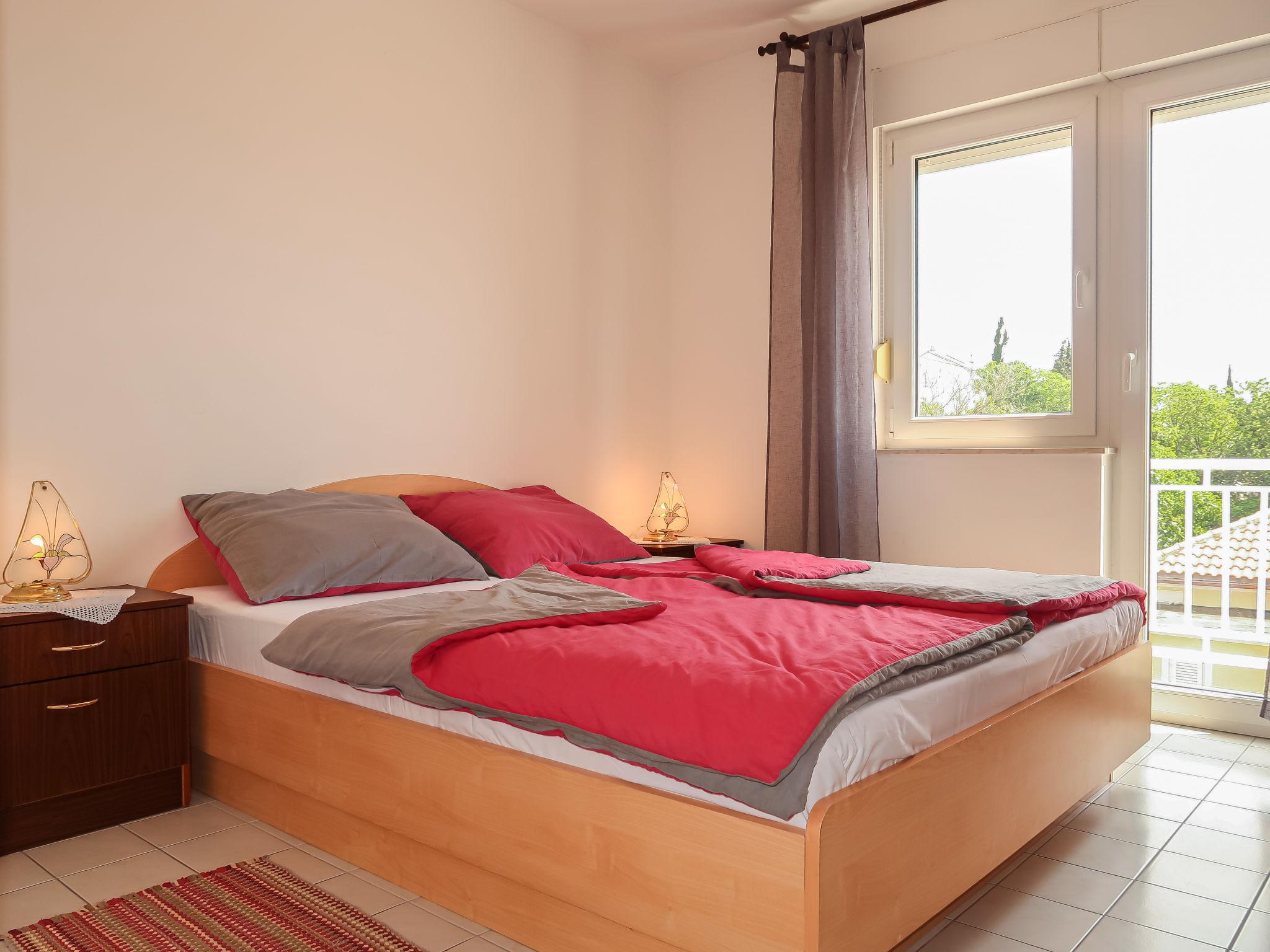 Foto 7 - Appartamento con 1 camera da letto a Crikvenica con vista mare