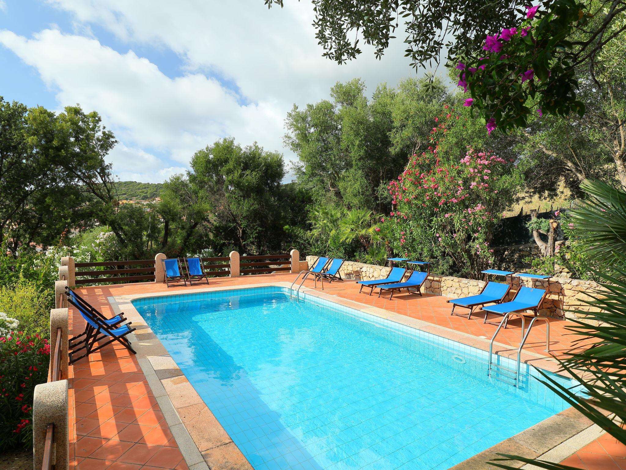 Photo 30 - Maison de 5 chambres à Badesi avec piscine privée et vues à la mer