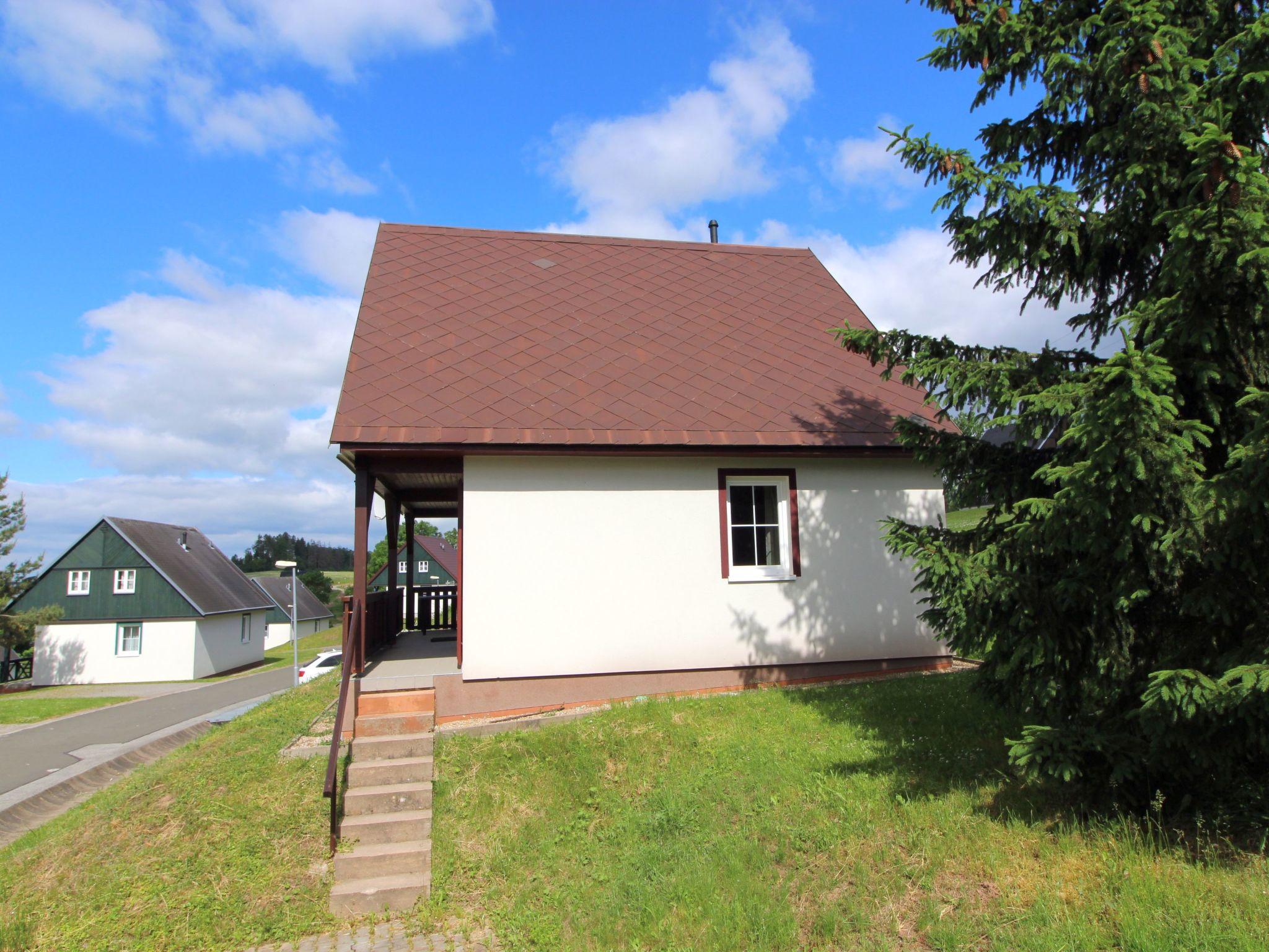 Photo 31 - Maison de 3 chambres à Černý Důl avec piscine et vues sur la montagne