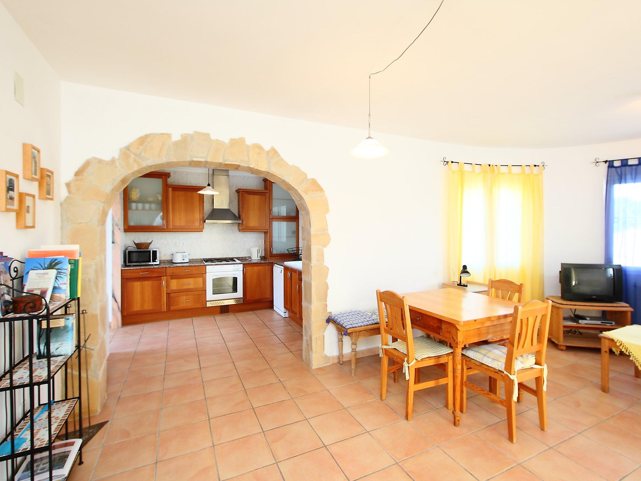 Photo 4 - 2 bedroom House in Teulada with private pool and sea view