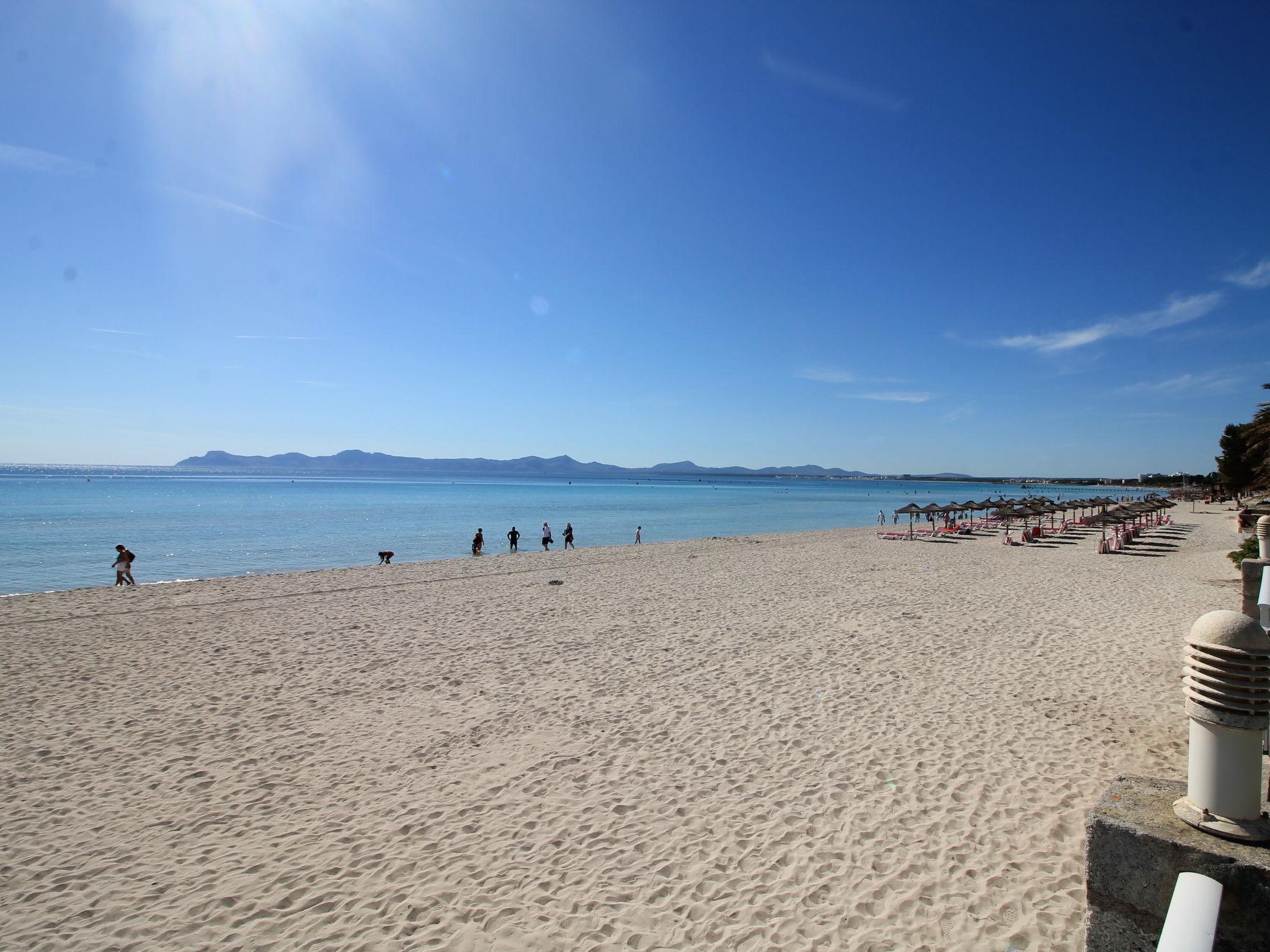 Photo 32 - Appartement de 3 chambres à Alcúdia avec jardin et vues à la mer