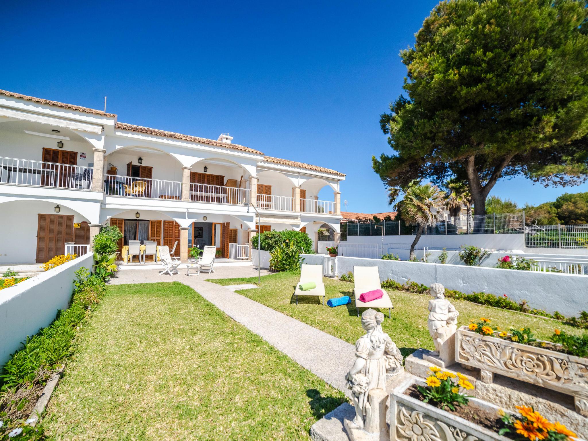 Photo 24 - Appartement de 3 chambres à Alcúdia avec jardin et vues à la mer