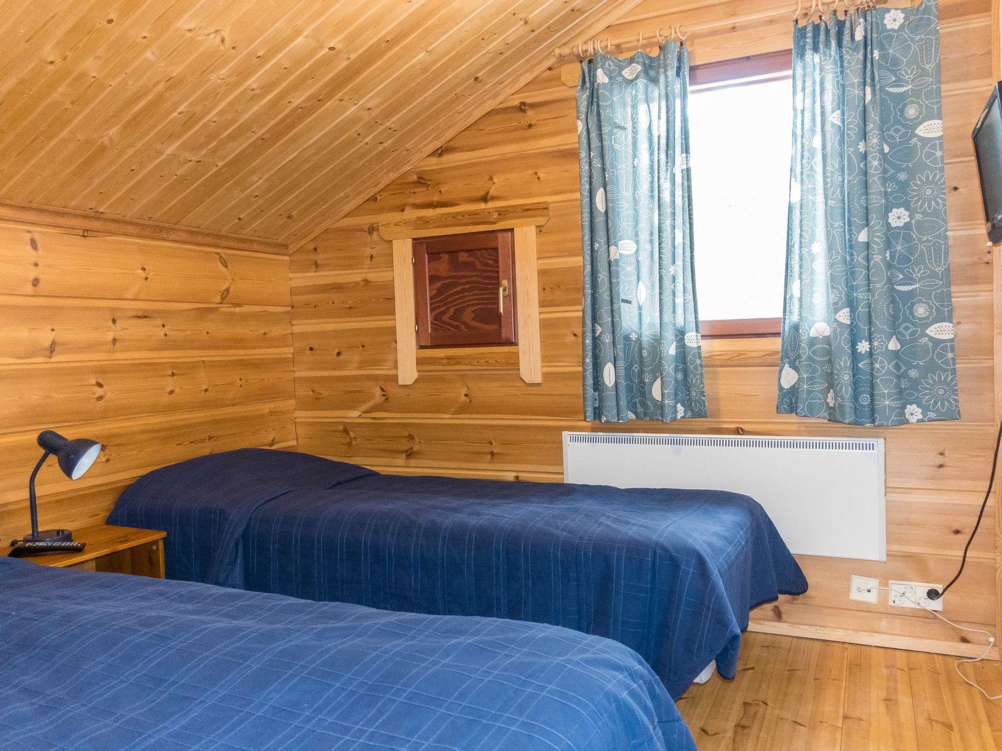 Foto 12 - Haus mit 1 Schlafzimmer in Kittilä mit sauna und blick auf die berge