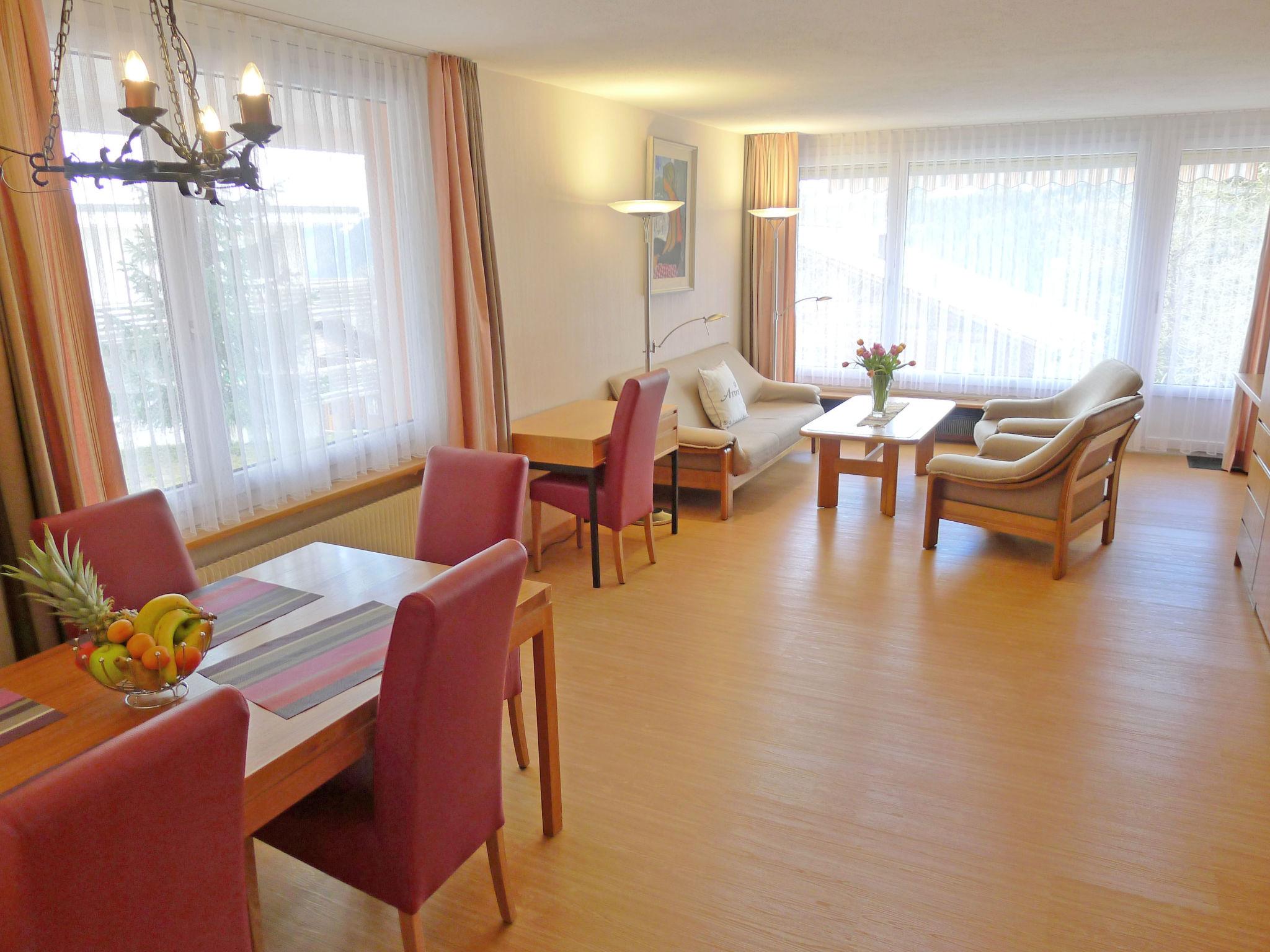 Foto 6 - Apartamento de 1 quarto em Arosa com jardim