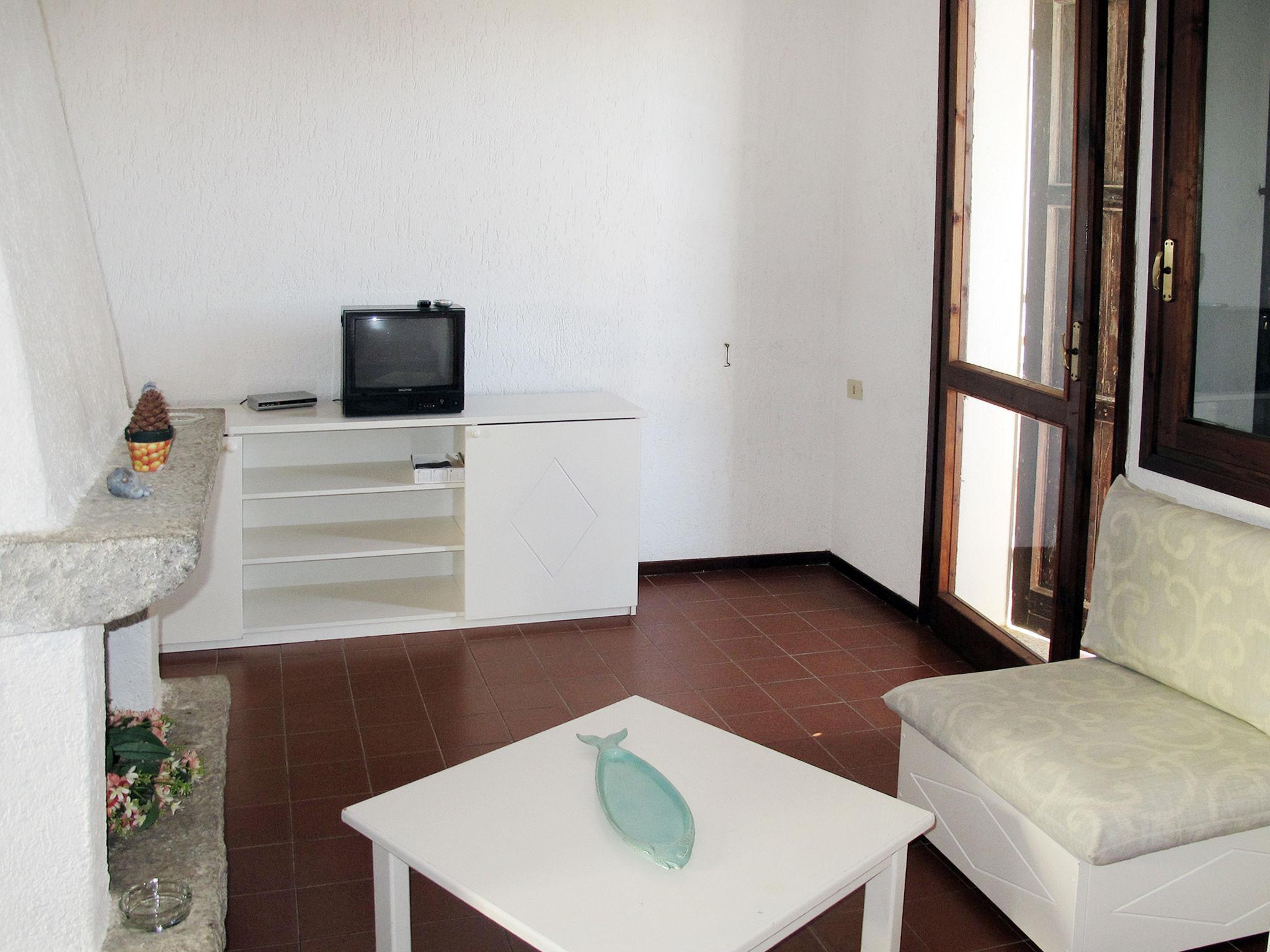 Foto 6 - Apartamento de 2 quartos em Santa Teresa Gallura com piscina