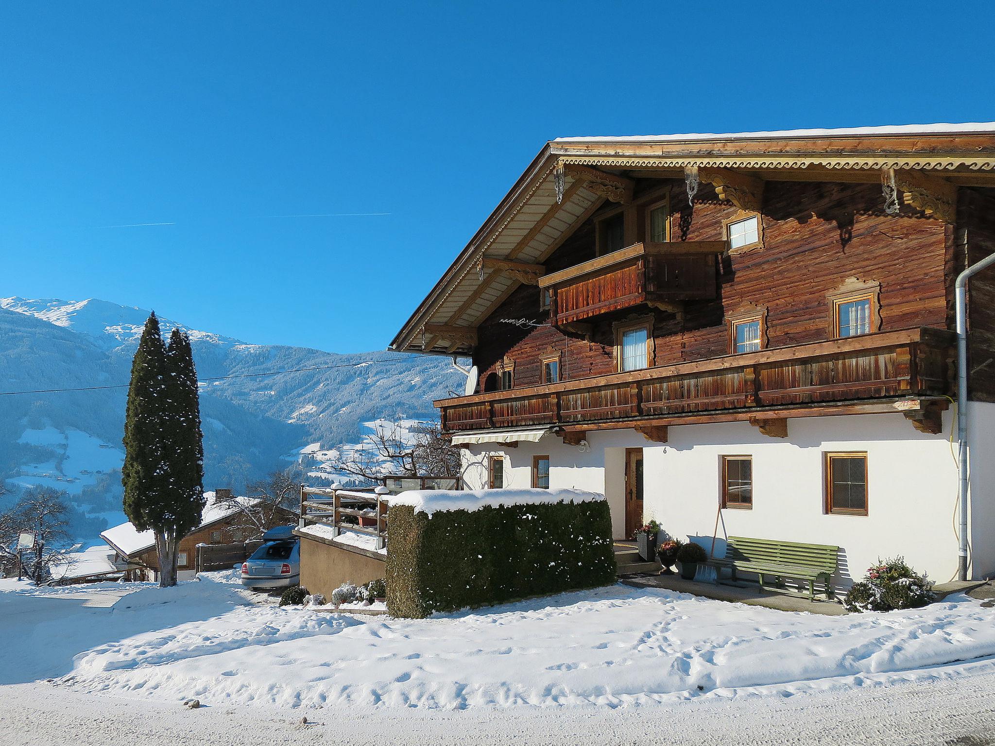 Foto 45 - Appartamento con 3 camere da letto a Stummerberg con terrazza e vista sulle montagne