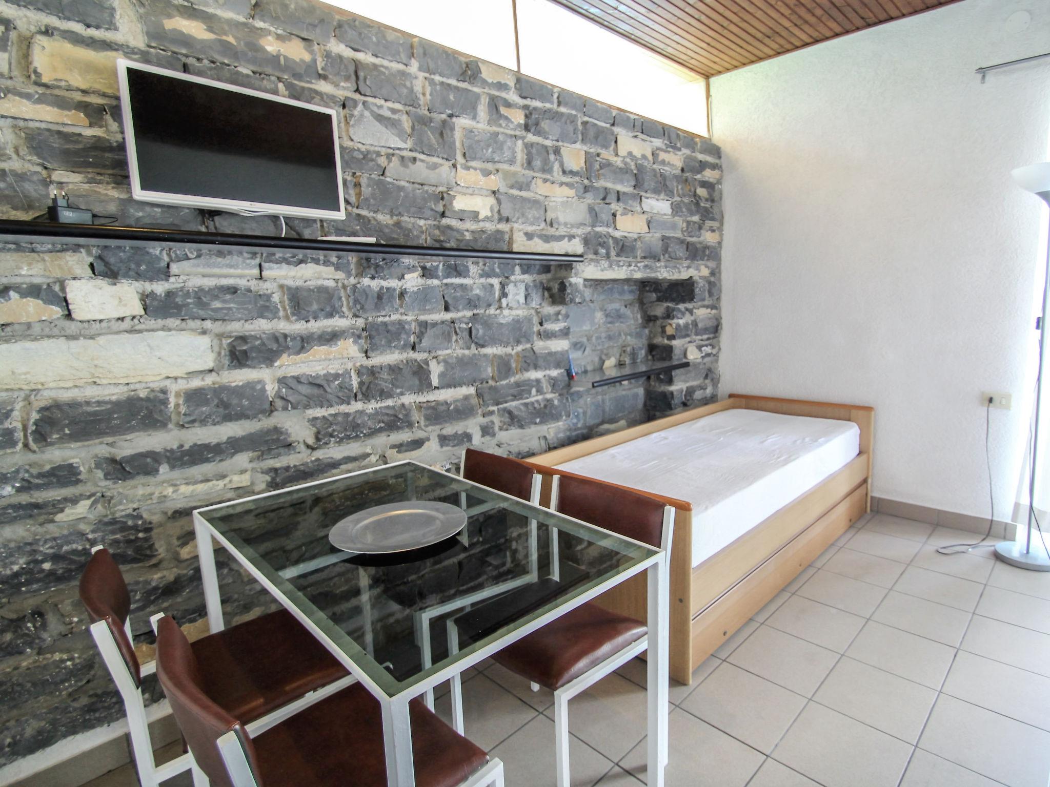 Photo 7 - 1 bedroom Apartment in Faggeto Lario with swimming pool and garden