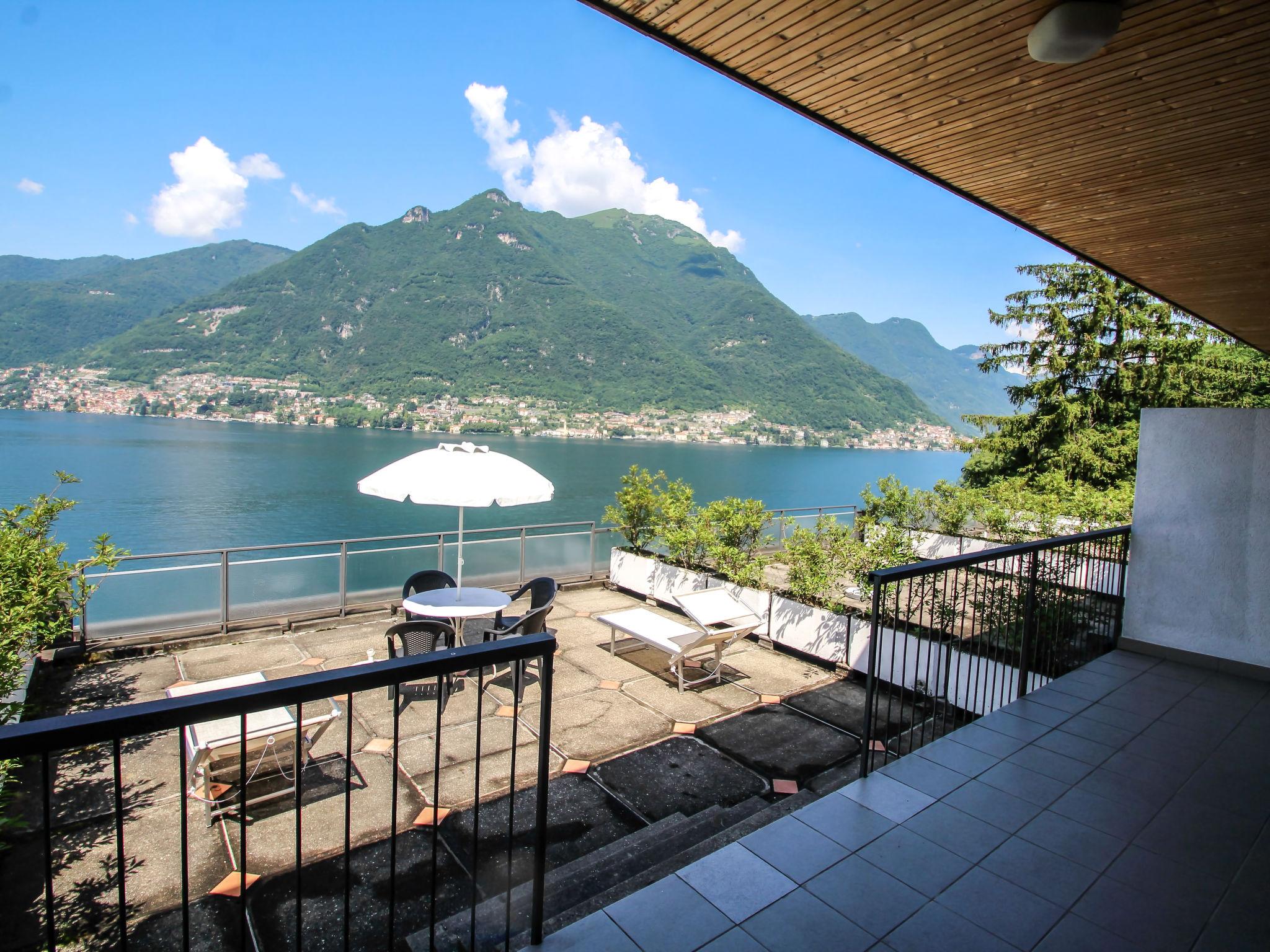 Photo 3 - 1 bedroom Apartment in Faggeto Lario with swimming pool and mountain view