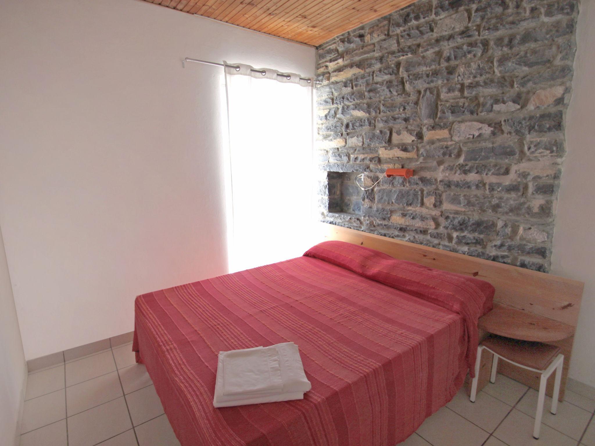 Photo 12 - Appartement de 1 chambre à Faggeto Lario avec piscine et vues sur la montagne