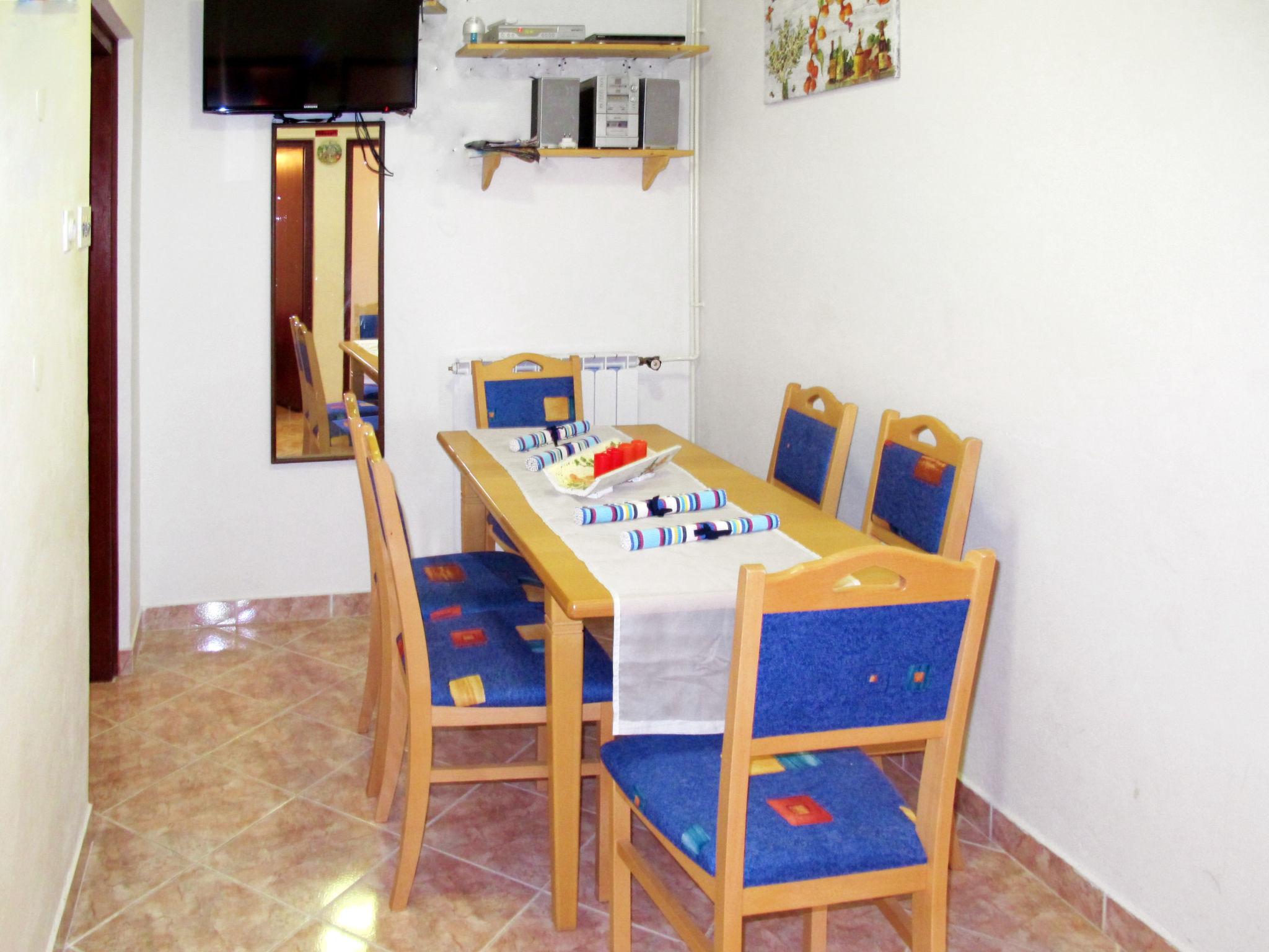 Photo 7 - 3 bedroom Apartment in Labin with garden and terrace