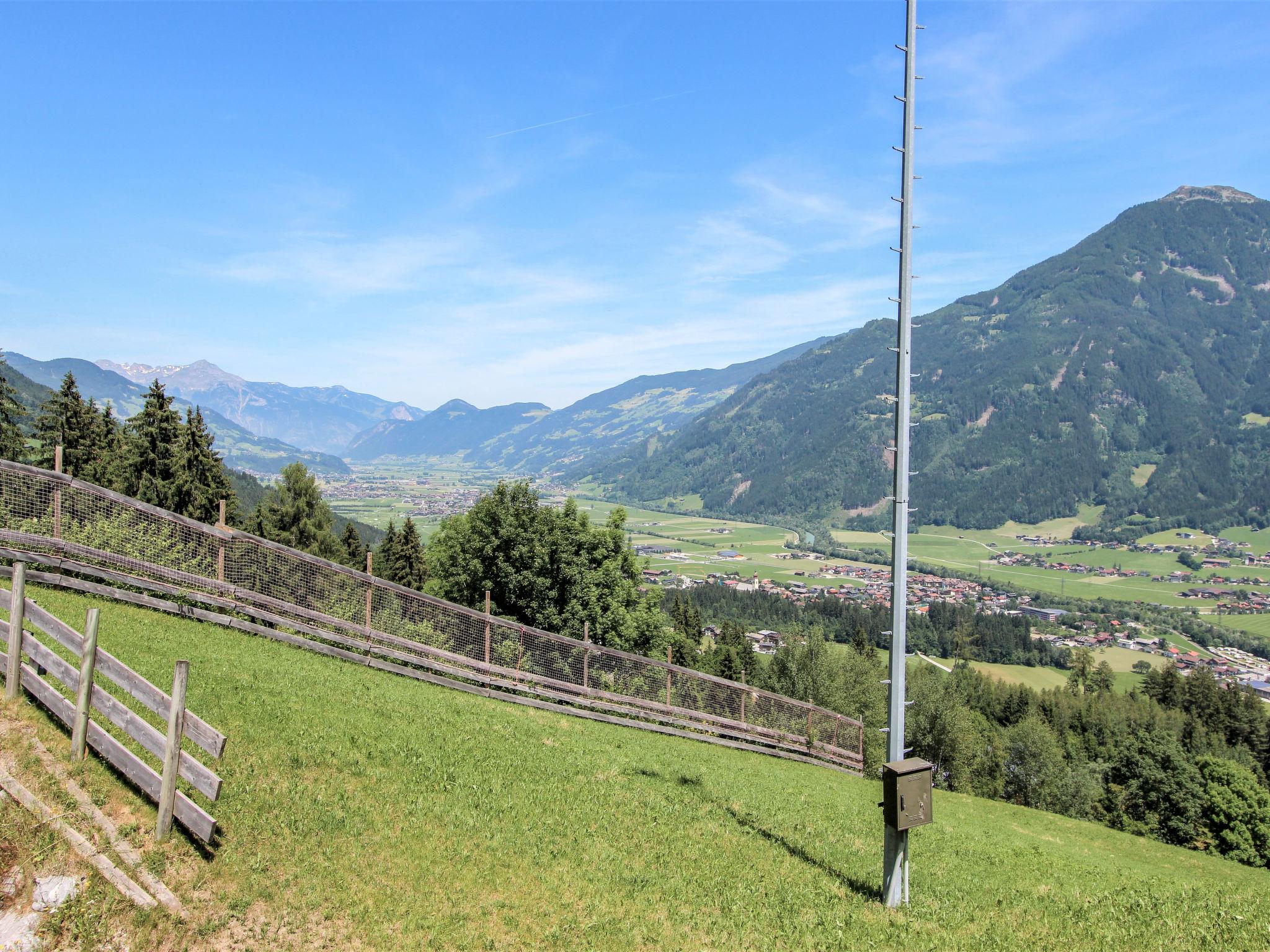 Foto 25 - Apartamento de 3 quartos em Kaltenbach com jardim e vista para a montanha