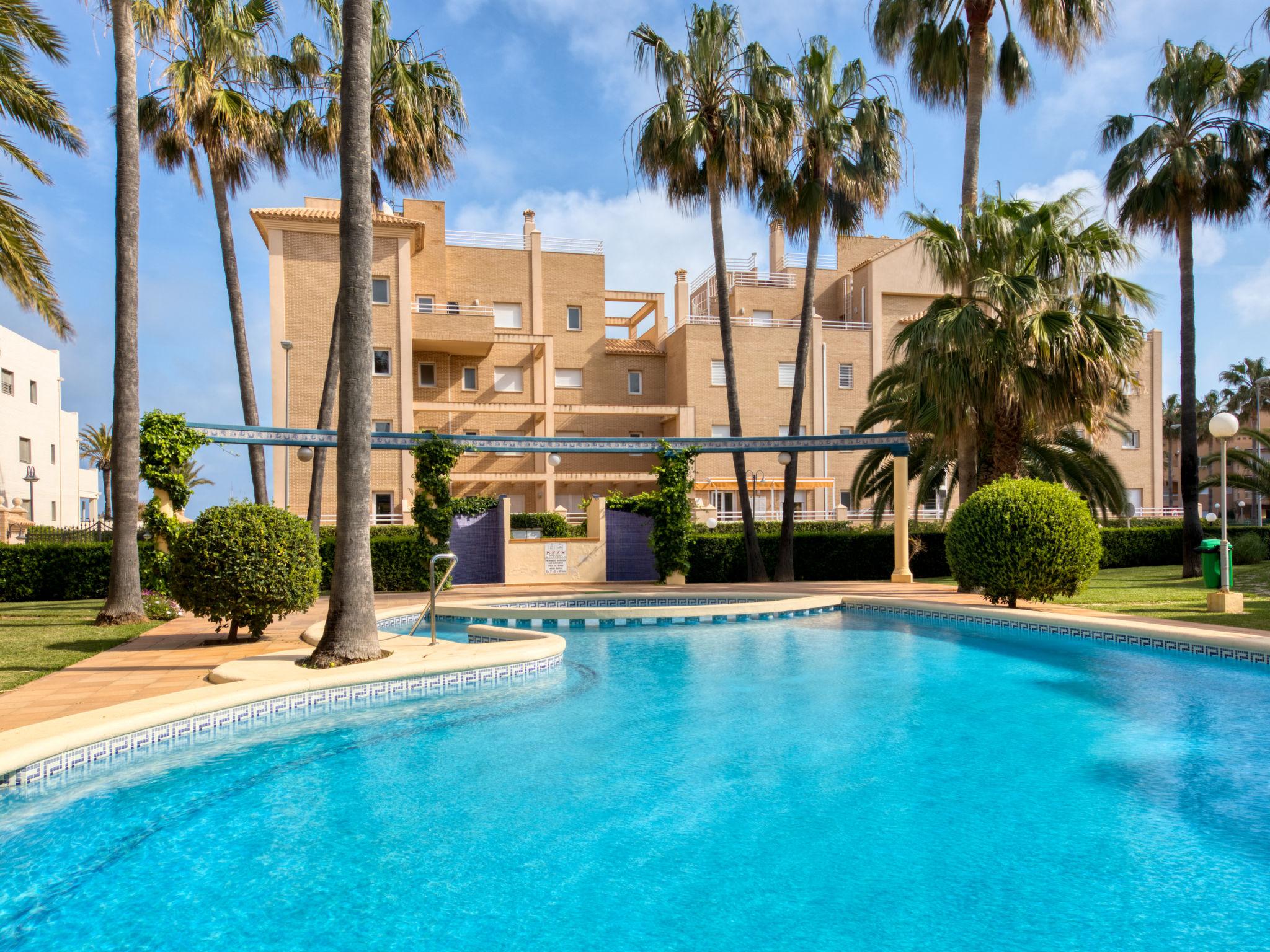 Foto 1 - Apartamento de 2 quartos em Dénia com piscina e vistas do mar