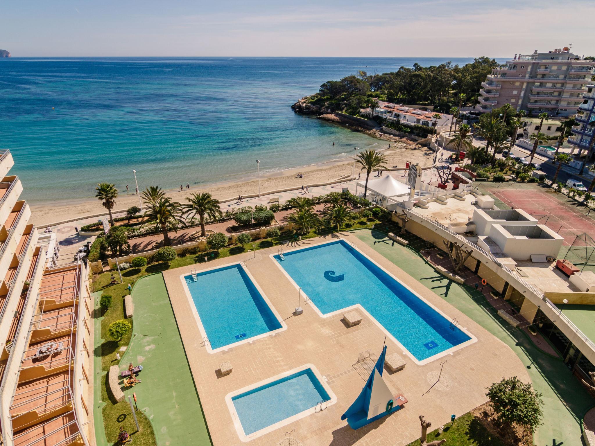 Photo 2 - 1 bedroom Apartment in Calp with swimming pool and sea view