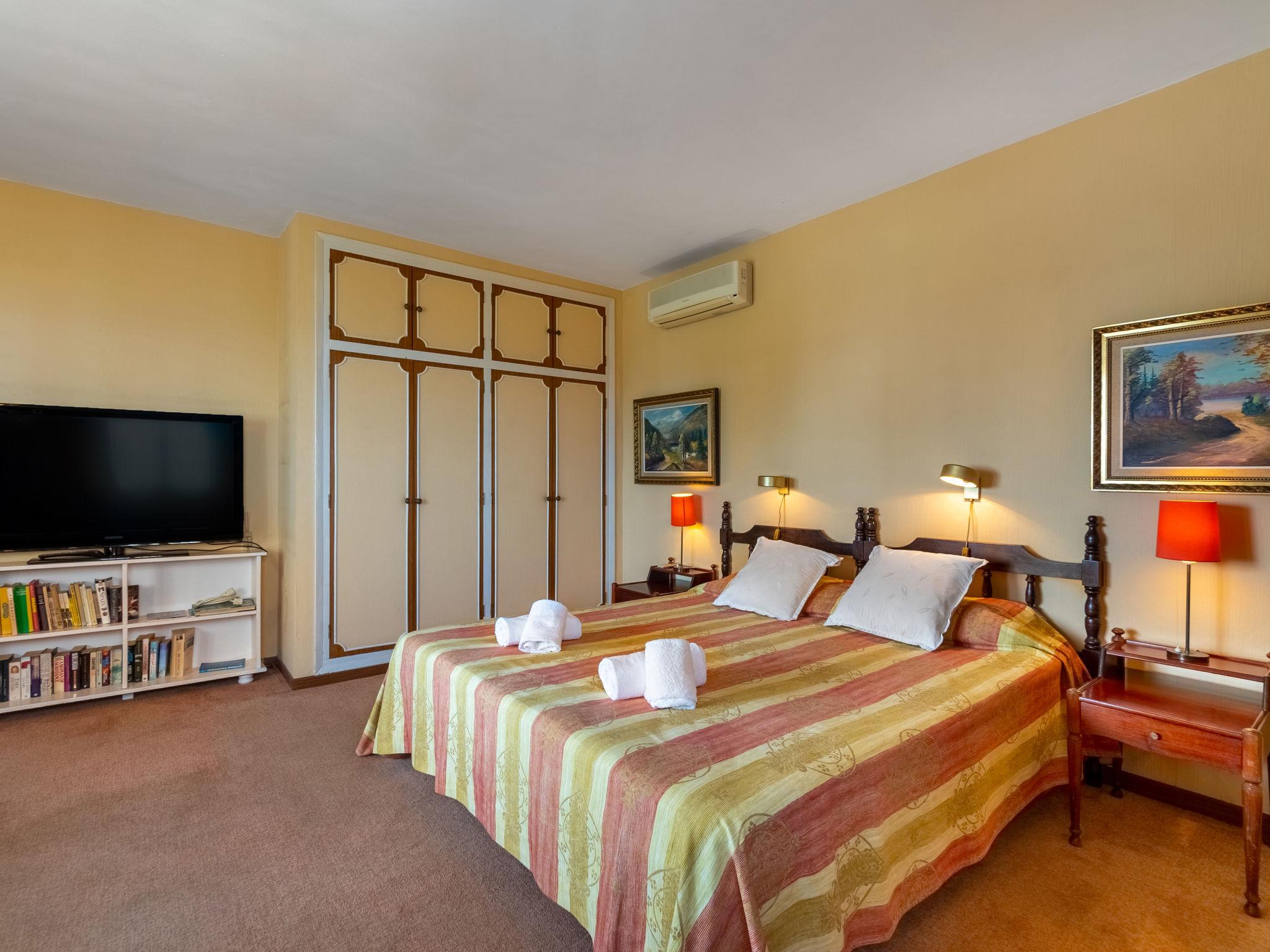Foto 3 - Casa con 3 camere da letto a Fuengirola con piscina privata e vista mare