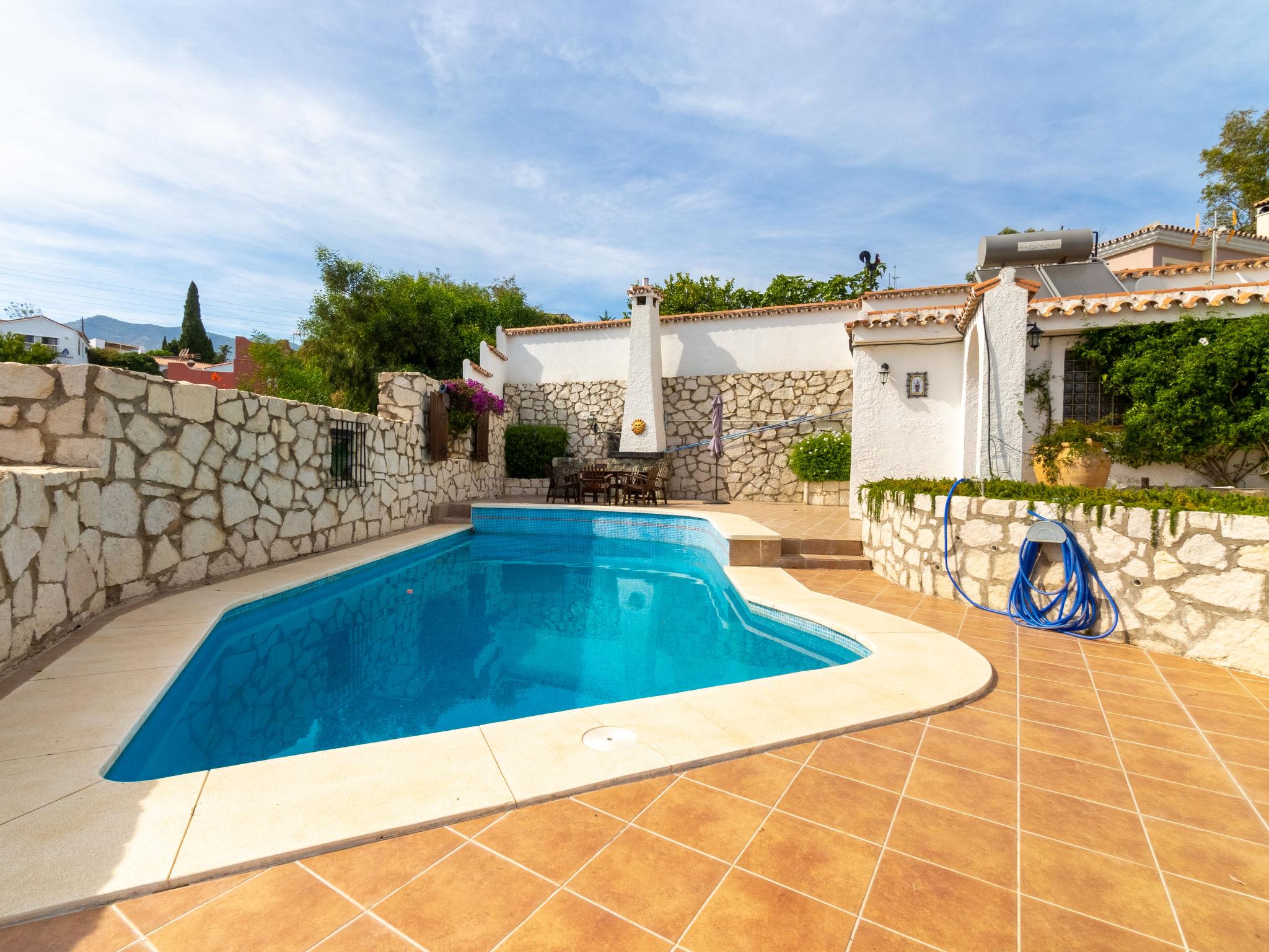 Foto 40 - Casa de 3 quartos em Fuengirola com piscina privada e jardim