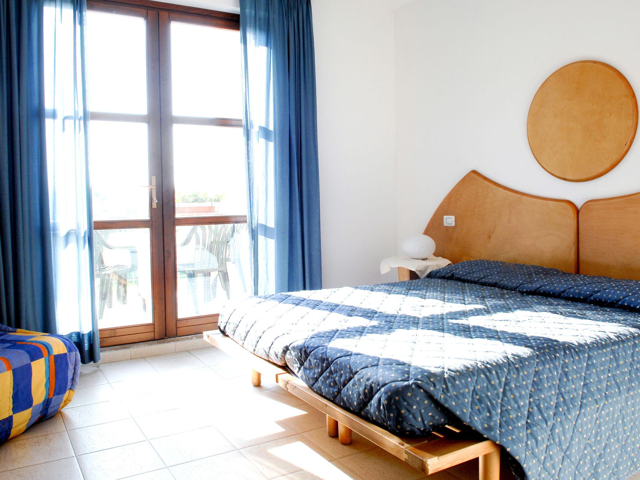 Foto 5 - Appartamento con 1 camera da letto a Pisa con piscina e vista mare