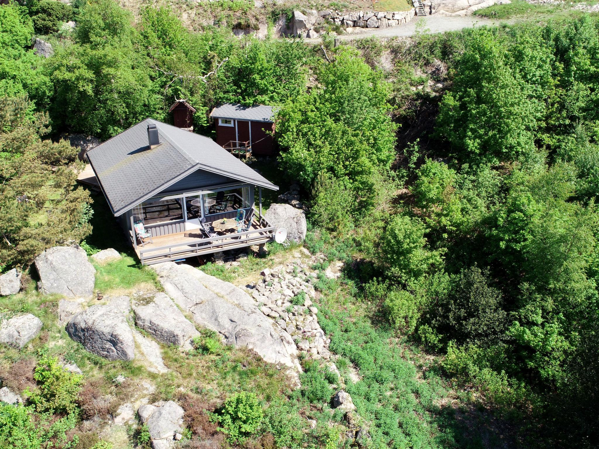 Foto 15 - Casa de 2 quartos em Lyngdal com terraço