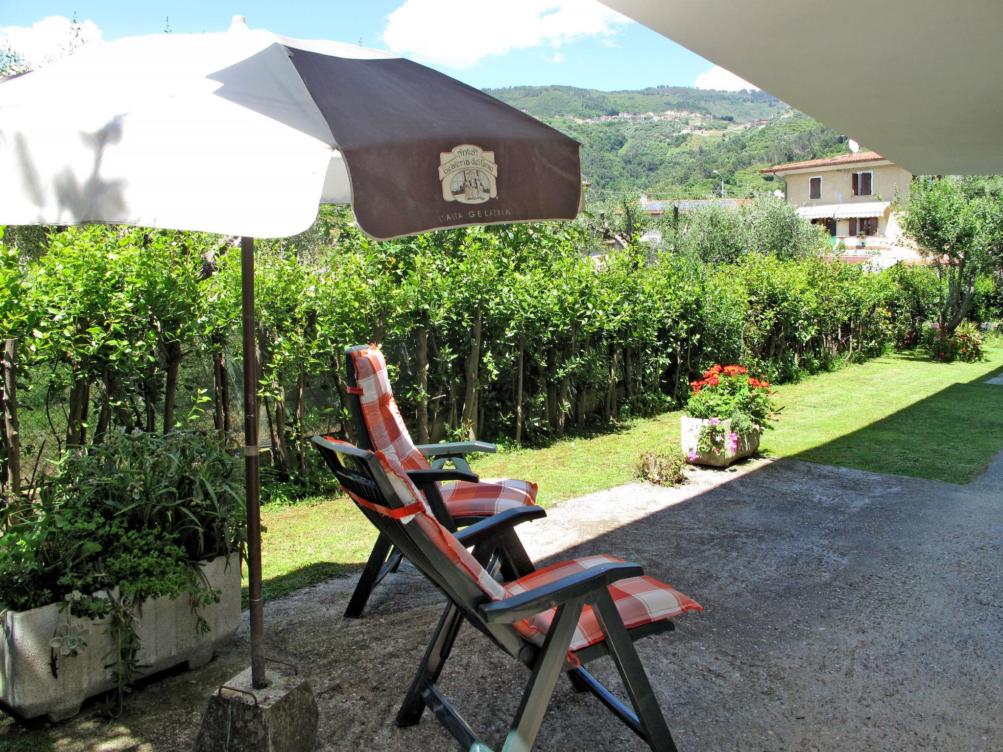 Foto 5 - Apartamento de 2 habitaciones en Montignoso con jardín y vistas al mar