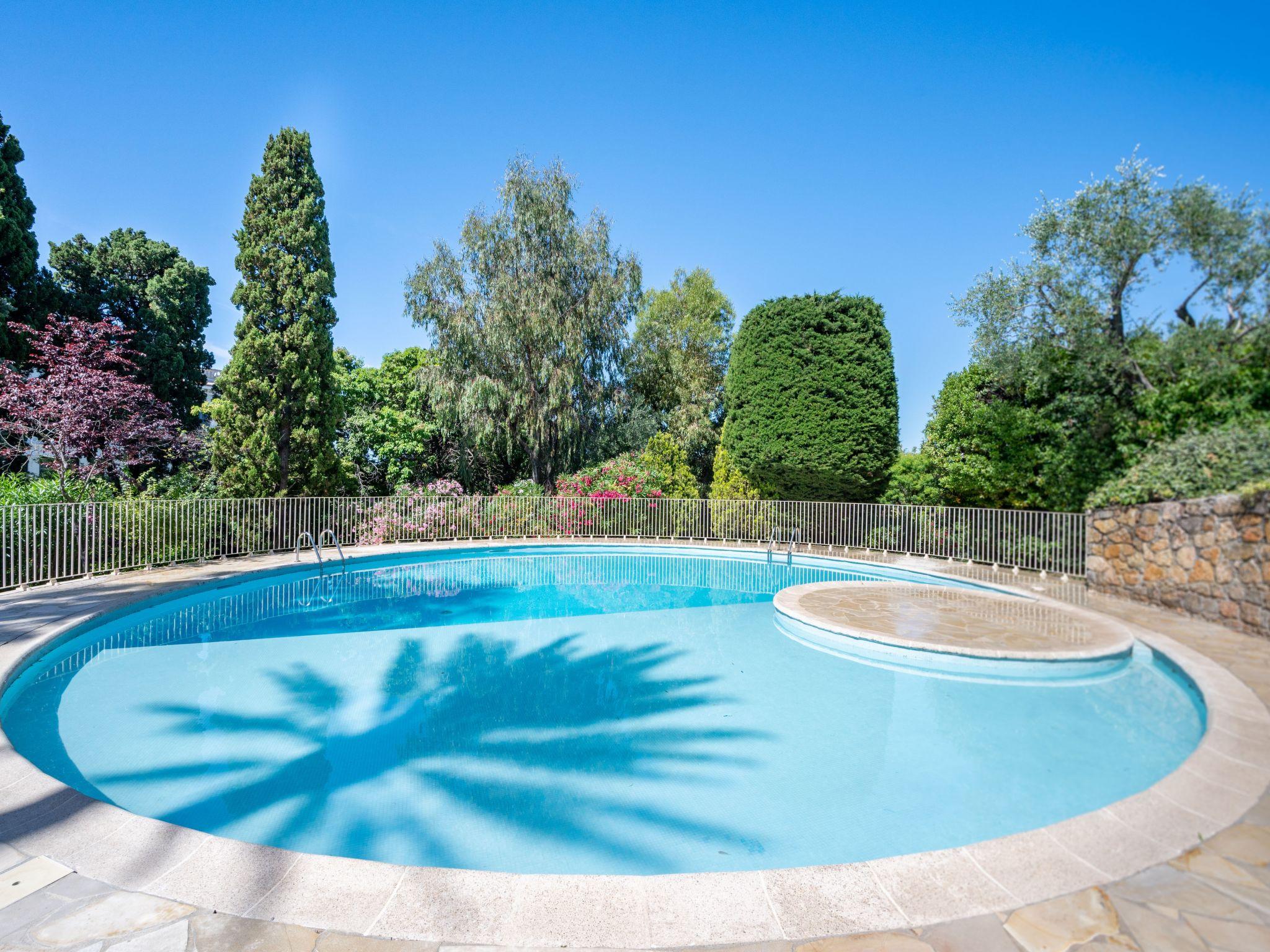 Foto 2 - Appartamento con 1 camera da letto a Cannes con piscina e vista mare