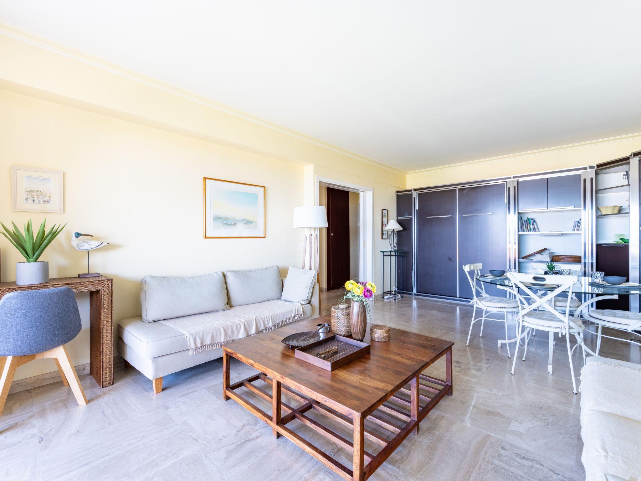 Foto 4 - Apartamento de 1 quarto em Cannes com piscina e vistas do mar