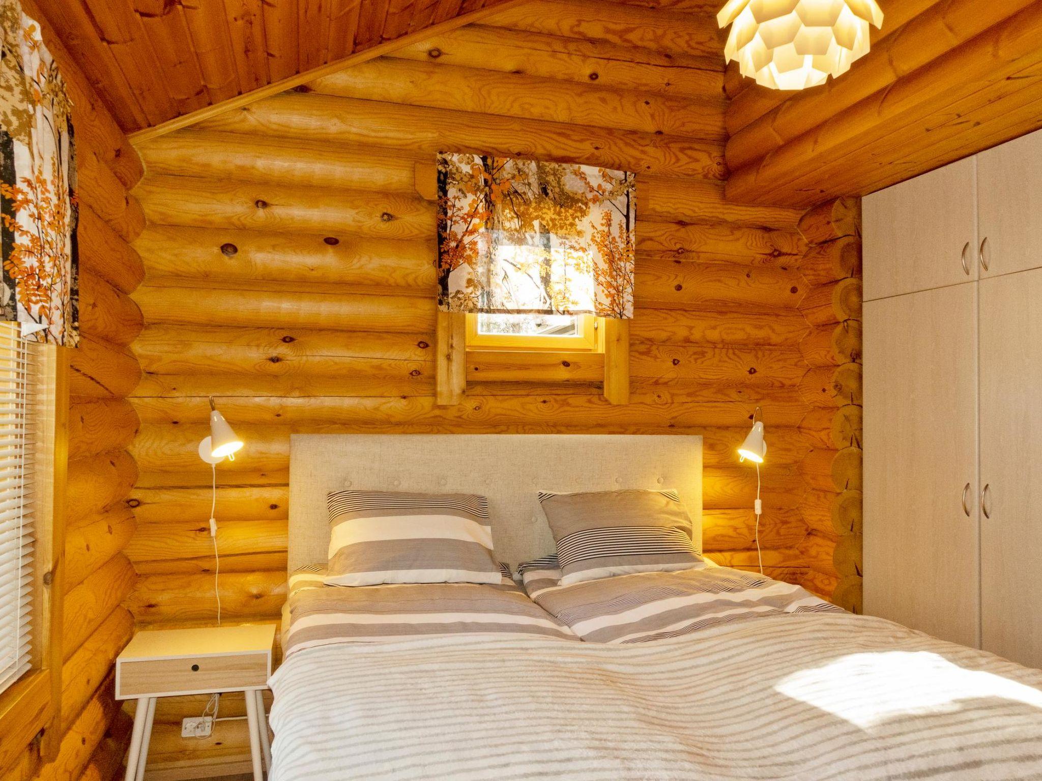 Foto 10 - Casa de 2 habitaciones en Sodankylä con sauna y vistas a la montaña